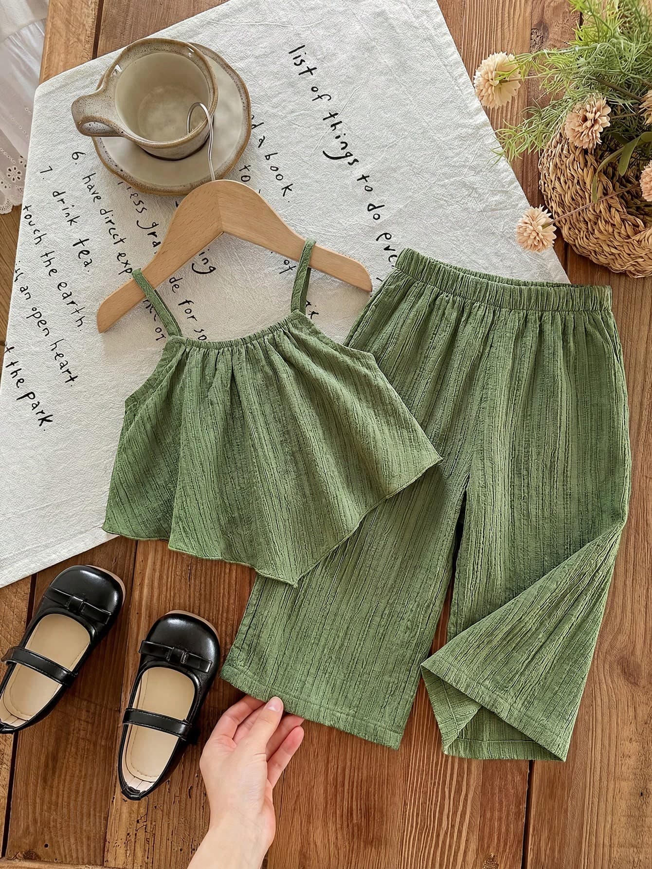 SHEIN LMoss Kids LMoss 2pcs Baby Girl Woven Solid Color Camisole Top And Long Pants Set Green Two Pieces Set Baby Girl Green Two Pieces Set, Baby Girl