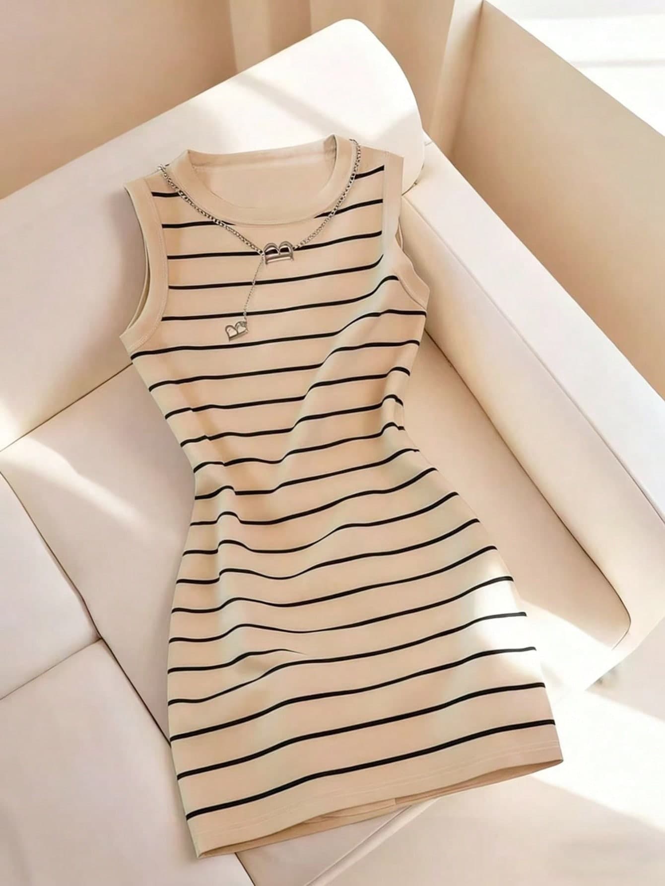 Resyla Women's New Striped Print Round Neck Fitted Sleeveless Dress, Spring/Summer