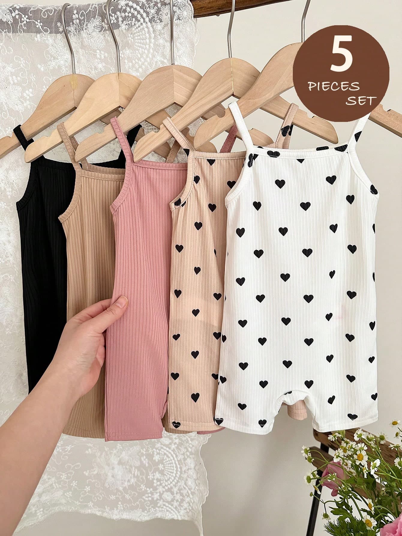 SHEIN LMoss Kids 5pcs Baby Girl Solid Color Heart Pattern Knitted Casual Jumpsuit Set