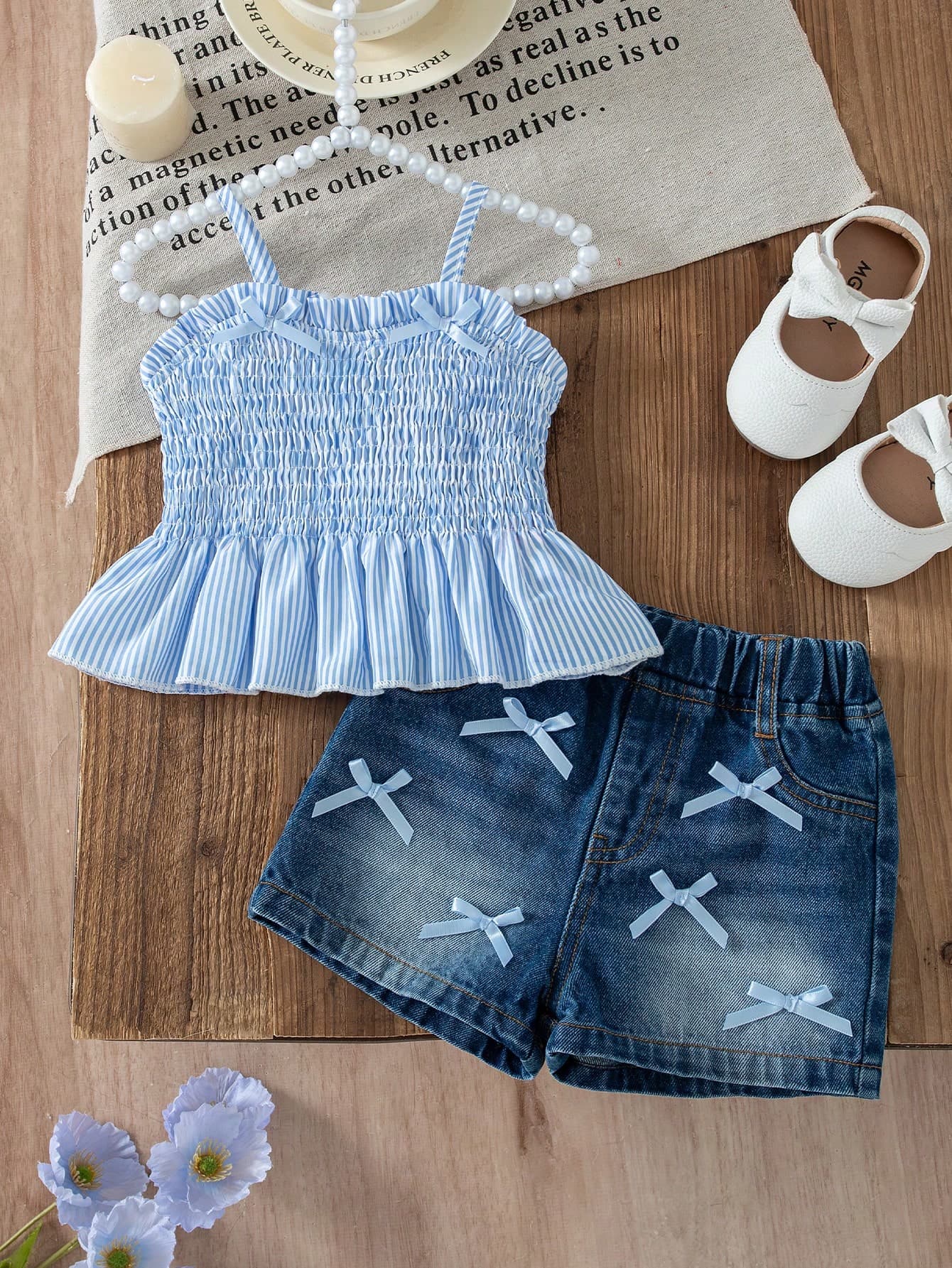 SHEIN Vintaside Kids Adorable Baby Girls Polyester Blue Sleeveless Tank Top And Short Set With Plant Pattern And Bow Details