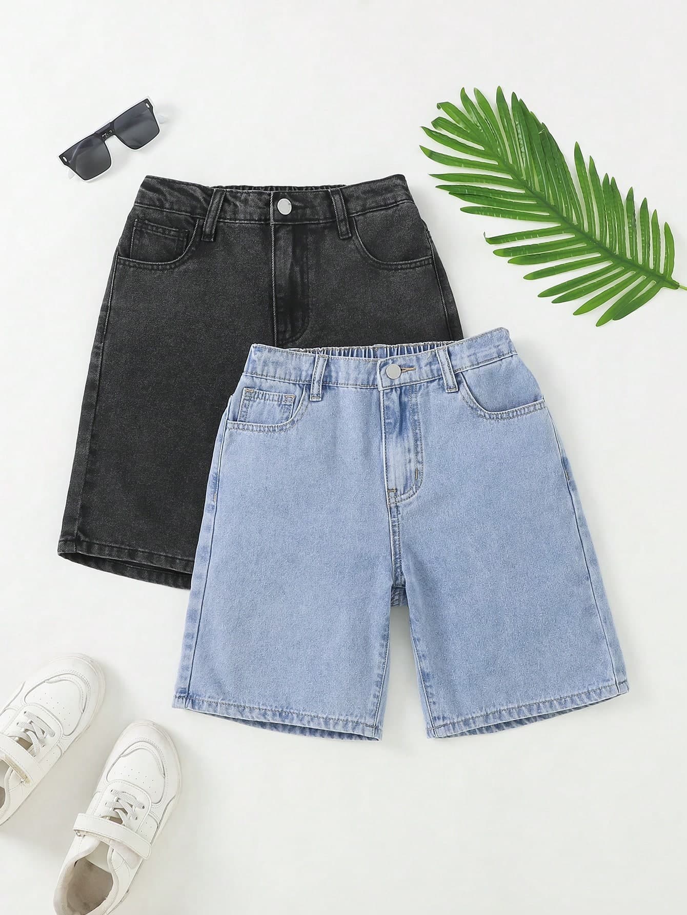 SHEIN 2Pcs Tween Boy Fashion Homecoming Streetwear Mix And Match Versatile Design Vintage Cool Street Loose Comfortable And Refreshing Blue And Black Denim Wide-Leg Straight-Cut Short Pants For Clothes Tween Boy Dailywear And Spring To Summer Rave Festival And Streetwear Clothes