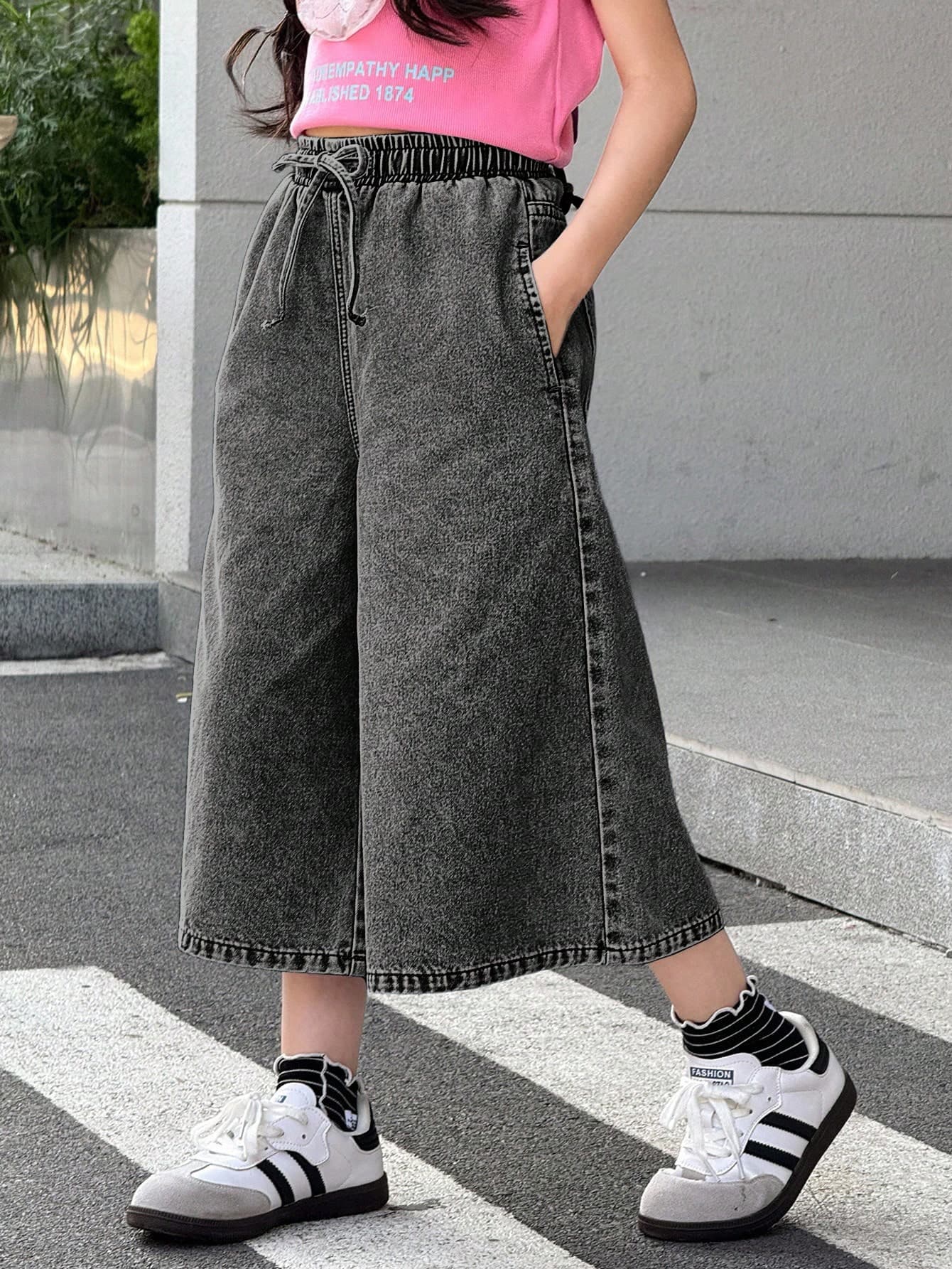 SHEIN Tween Girls' Casual Washed Drawstring Waist Wide Leg Jeans