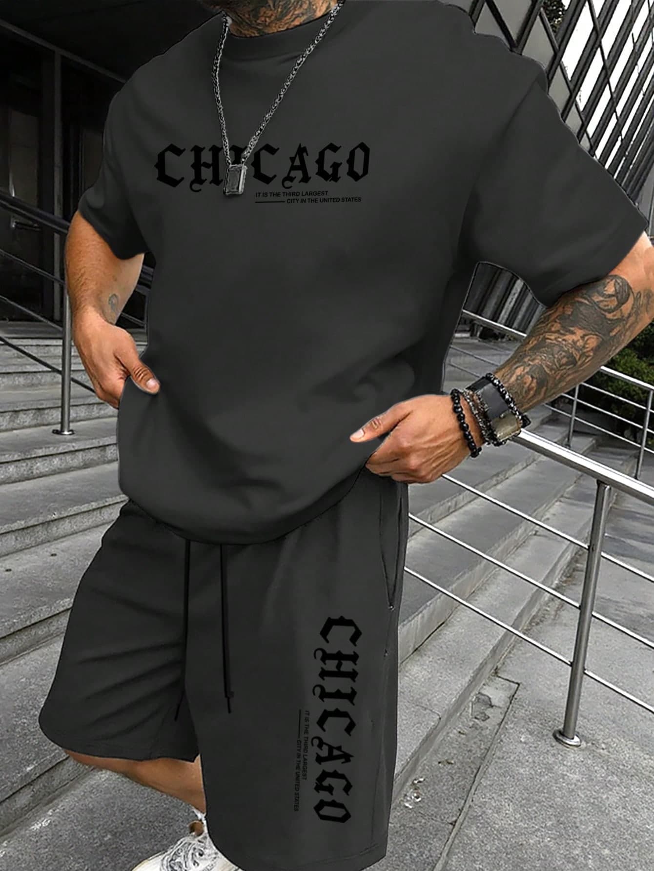 Manfinity Roughcore Men's Streetwear Chicago Letter Print Short Sleeve T-Shirt And Shorts Set, Casual Versatile Short Sleeve And Shorts 2-Piece Outfit