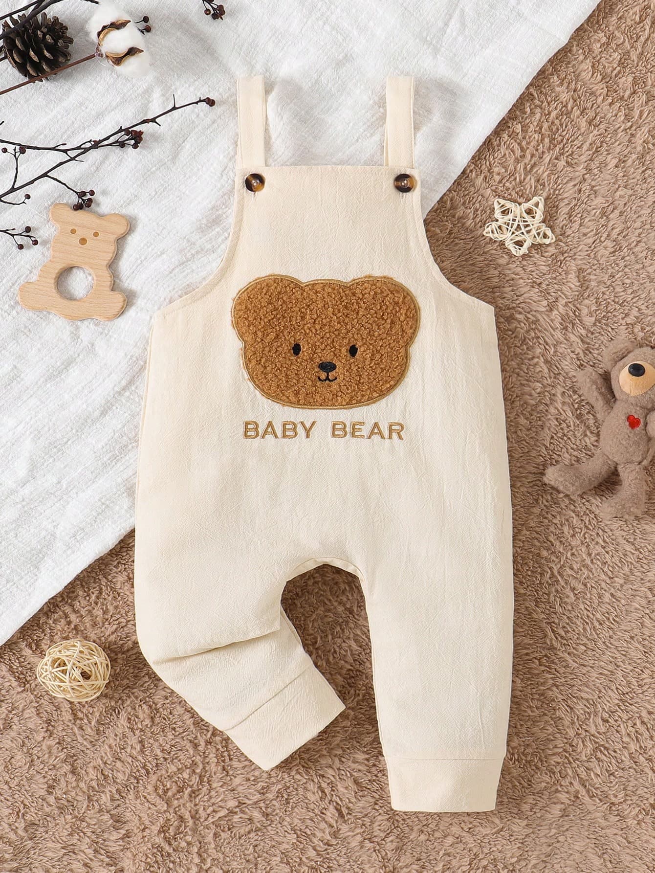 SHEIN Baby Boys' Cute Cream White Brown Bear Embroidered Straight Leg Overalls,Summer Neutral Unisex Clothes For Family Matching,Soft Infant Romper Set