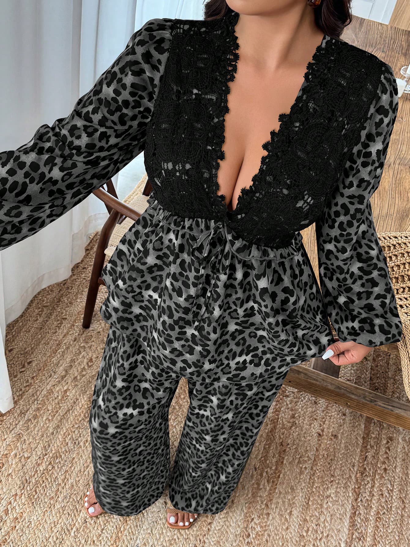 SHEIN LUNE Plus Size Women's Elegant Leopard Print Flare Sleeve Top & Pants, Suitable For Office, Party, Banquet