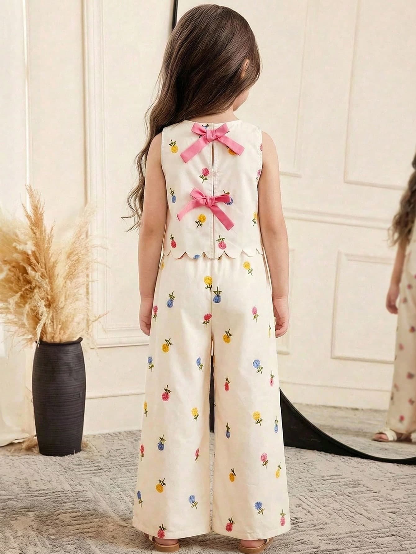 SHEIN Young Girl Floral Print Round Neck Top With Bow Decor And Wide Leg Pants Casual Daily Outfit,Summer,Matching,Family Vacation Girls' Summer Set