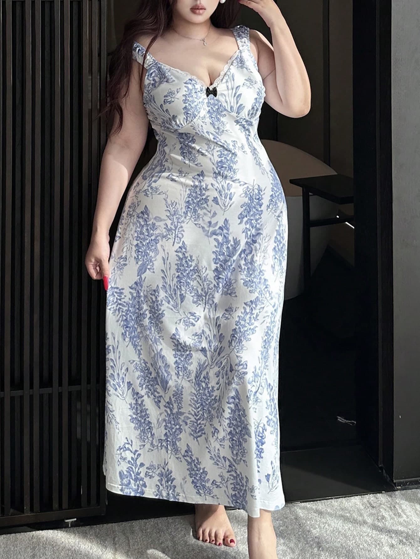 Dazy Plus Plus Size Women Lace Patchwork Floral Sexy Waist Cinched Long Nightgown, Sleeveless, Spring/Summer Pajamas