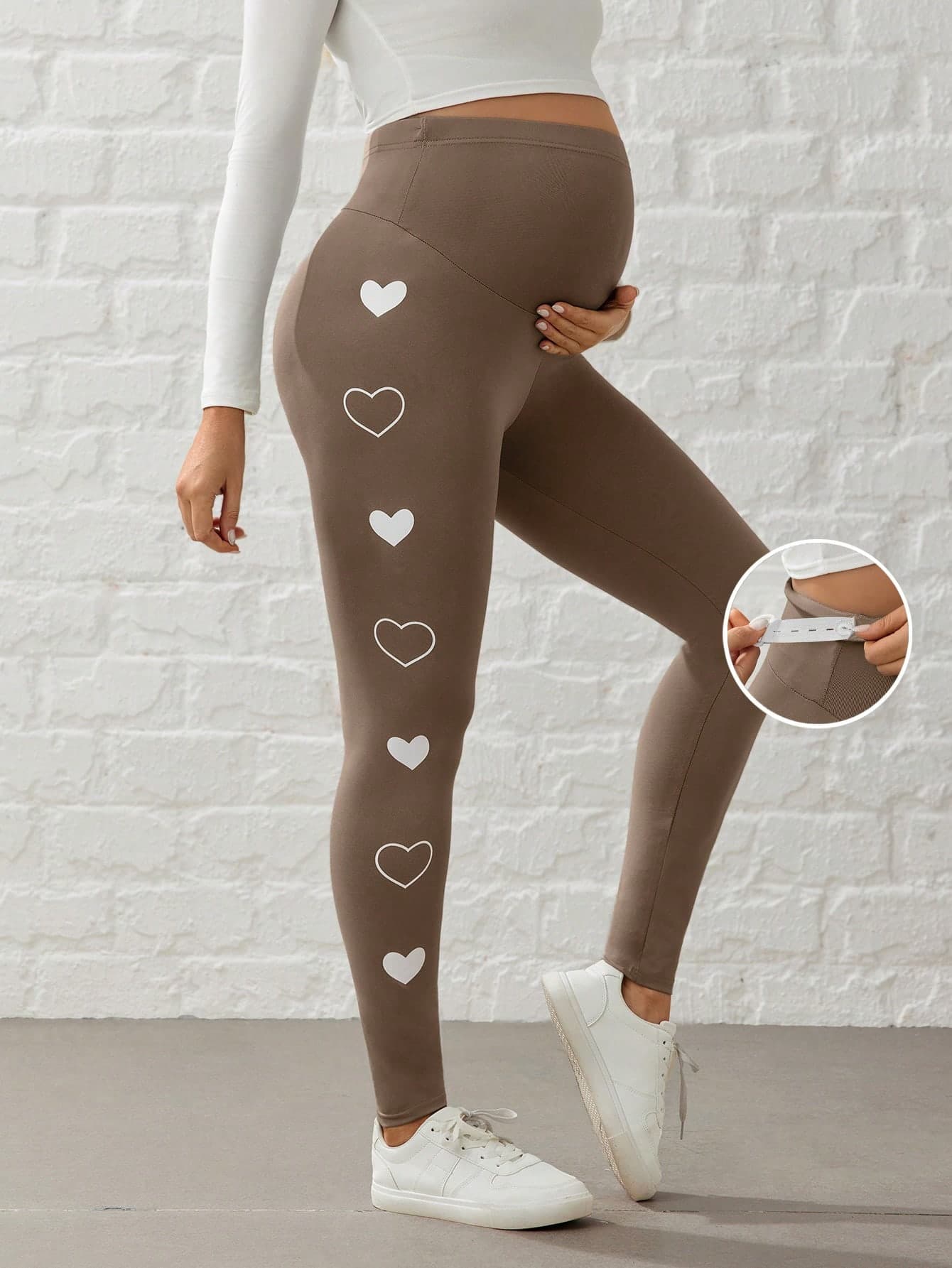SHEIN Adjustable Waist Maternity Heart Print Leggings