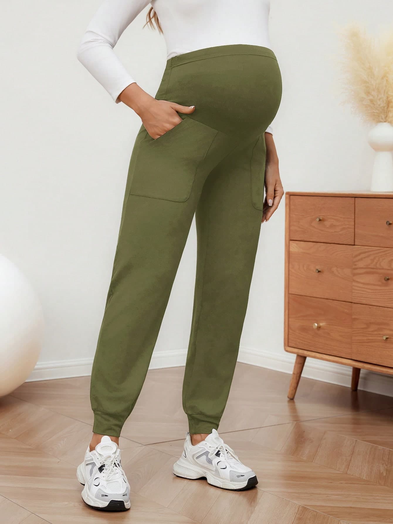SHEIN Maternity Sports Pants With Pockets And Drawstring Hem