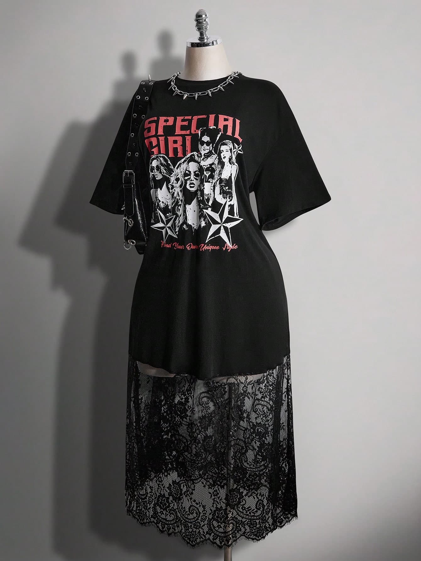 SHEIN ICON Plus Size Women's Black And Red Sommar Grunge Concert Y2K Punk Dark Gothic Distressed Character Print Patchwork Lace Loose T-Shirt Dress Outfit