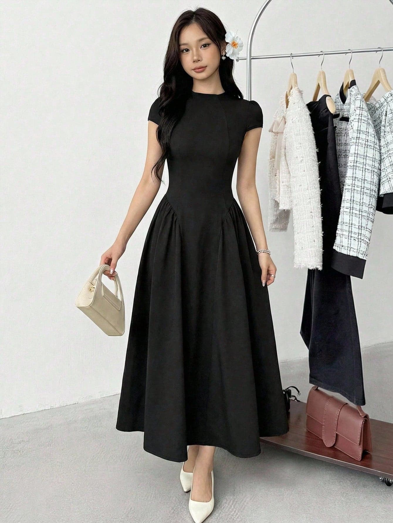 SHEIN Teen Girl Casual Minimalist Comfortable Waist Cinching Solid Color Dress