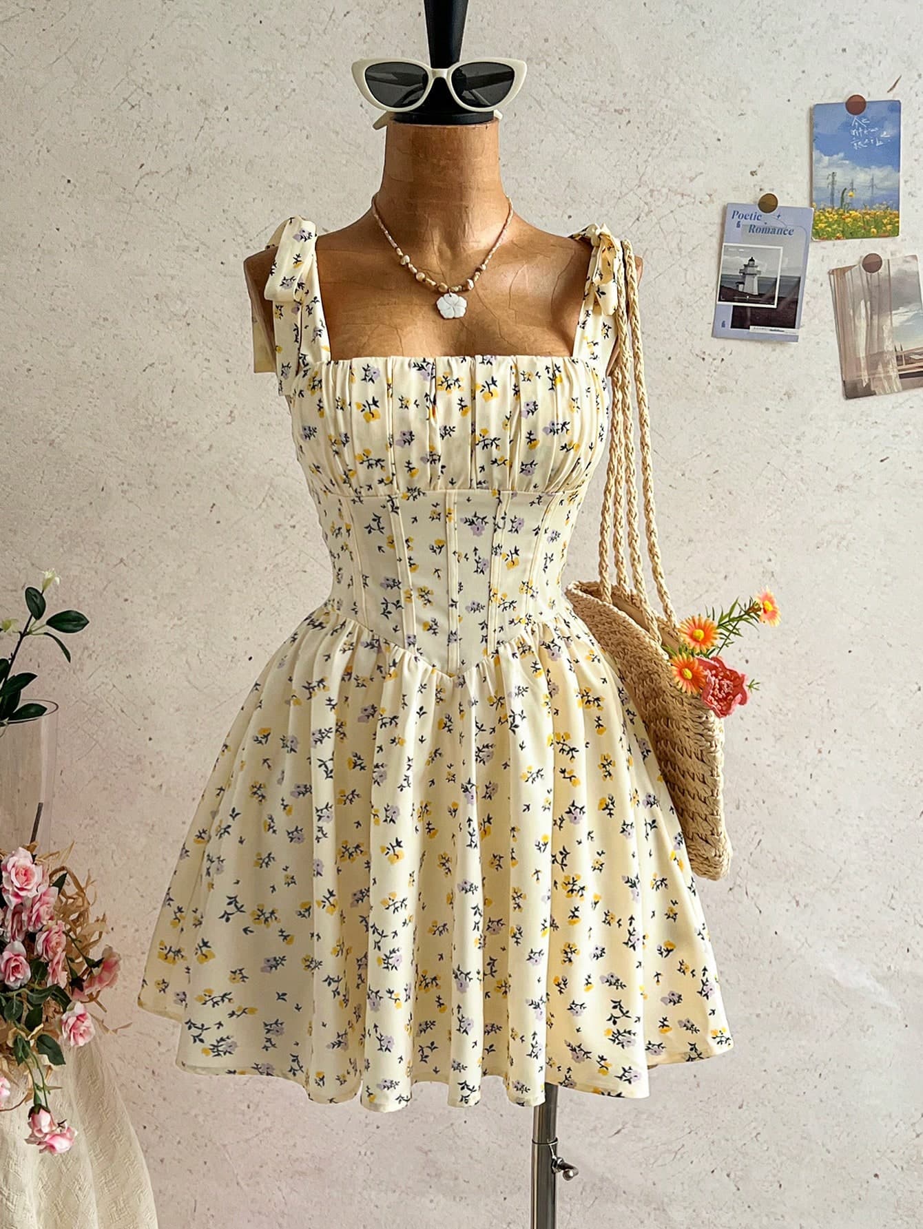 Soleia Women's Cream Summer Casual Flowy Holiday Party Tie-Up Sweet Cute A-Line Princess Mini Dress,Bohemian Floral Style For Date,Beach,Cruise