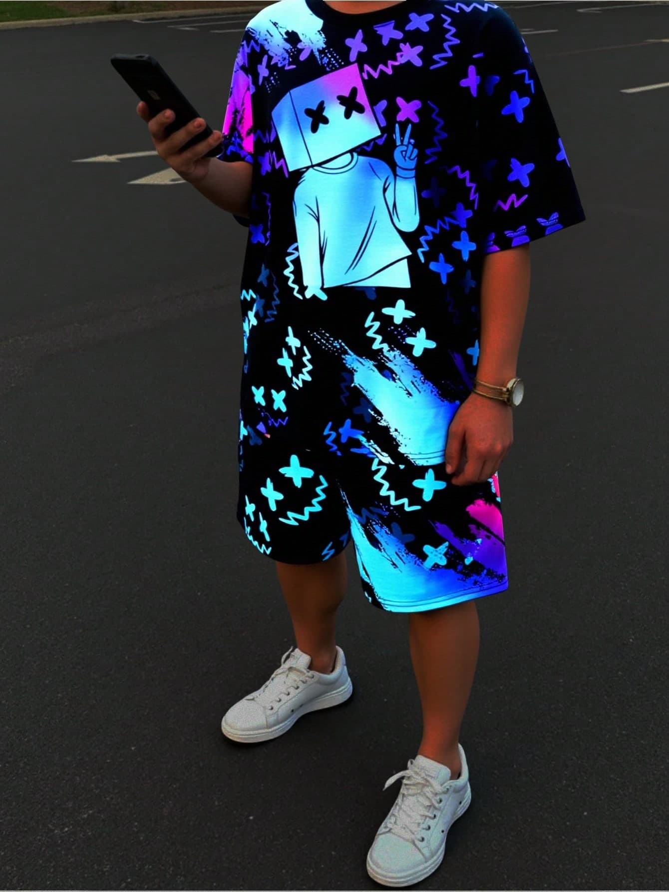 SHEIN 2pcs Tween Boy Black Casual Summer Streetwear City Break Outfit Set, Vision Fluorescent Cartoon Round Neck Short Sleeve T-Shirt And Shorts Set