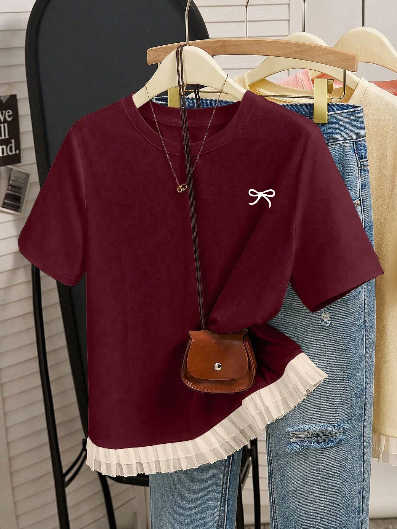 Teen Girls Cute Bow Print Burgundy Short Sleeve T-Shirt,Elegant Lace Hem Casual Graphic Tee For Summer,Graduation,Back To School Essential,Daily Wear