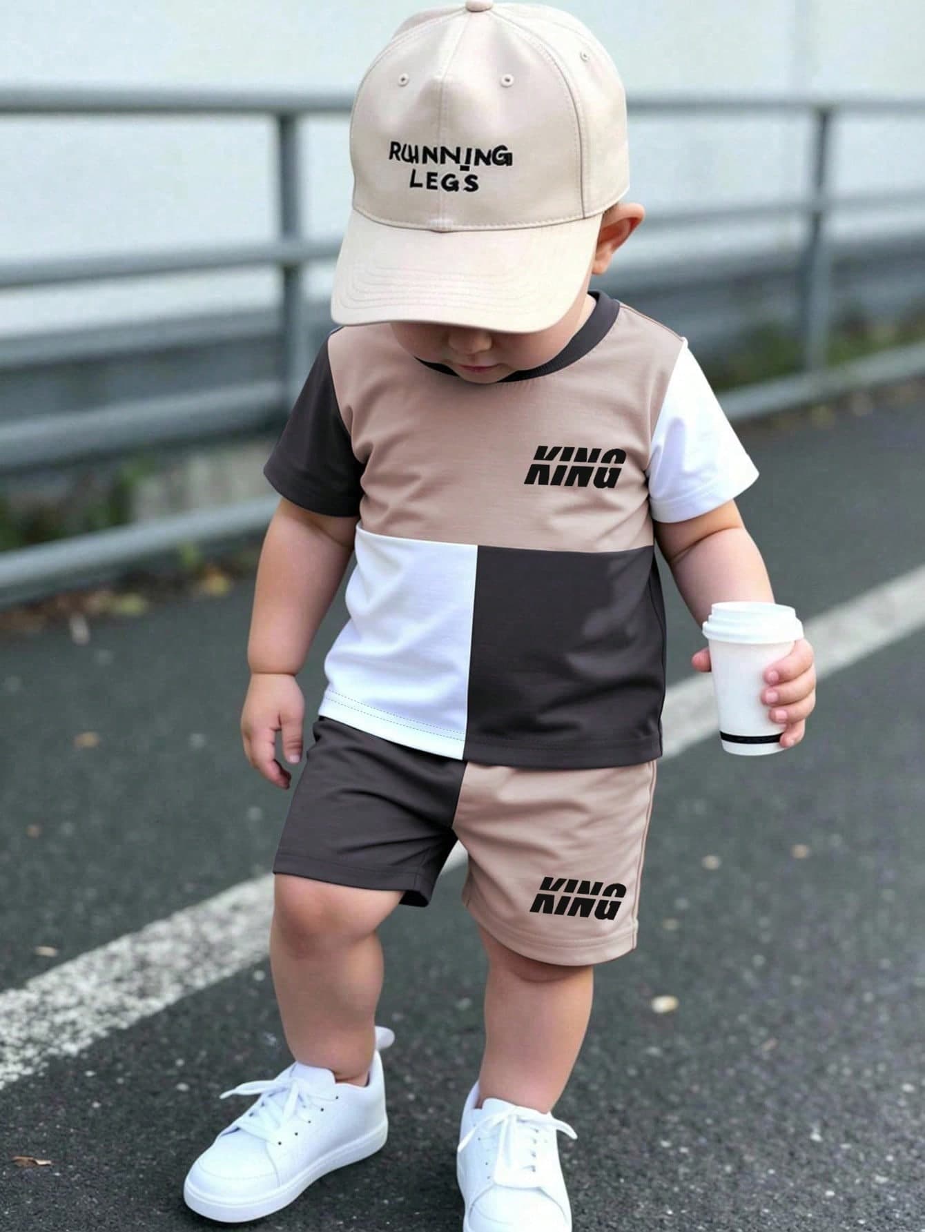2pcs/Set Baby Boy KING Letter Graphic Color Block T-Shirt Shorts,Beige Black Stripe,Summer,Street Life Casual Graphic Street Fashion,Beach,Summer