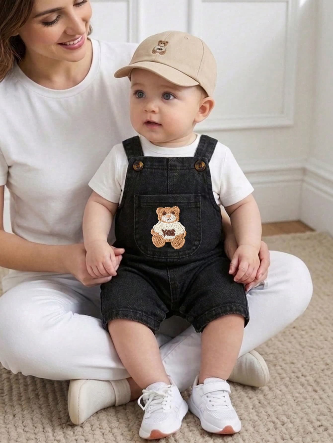SHEIN Playful Pals Newborn Baby Summer Casual Bear Embroidery Pocket Romper