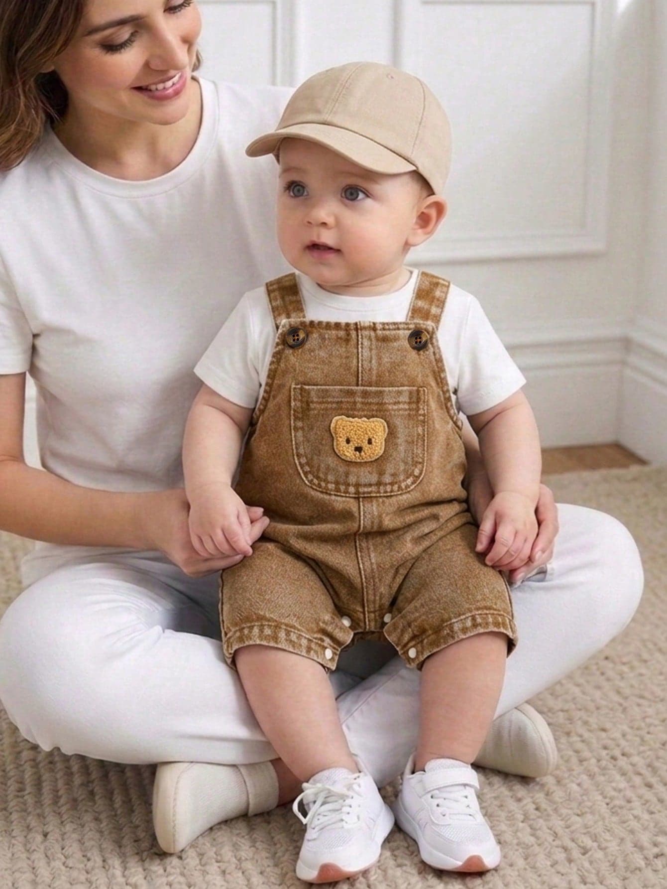 SHEIN Playful Pals Newborn Baby Summer Casual Bear Embroidery Pocket Romper