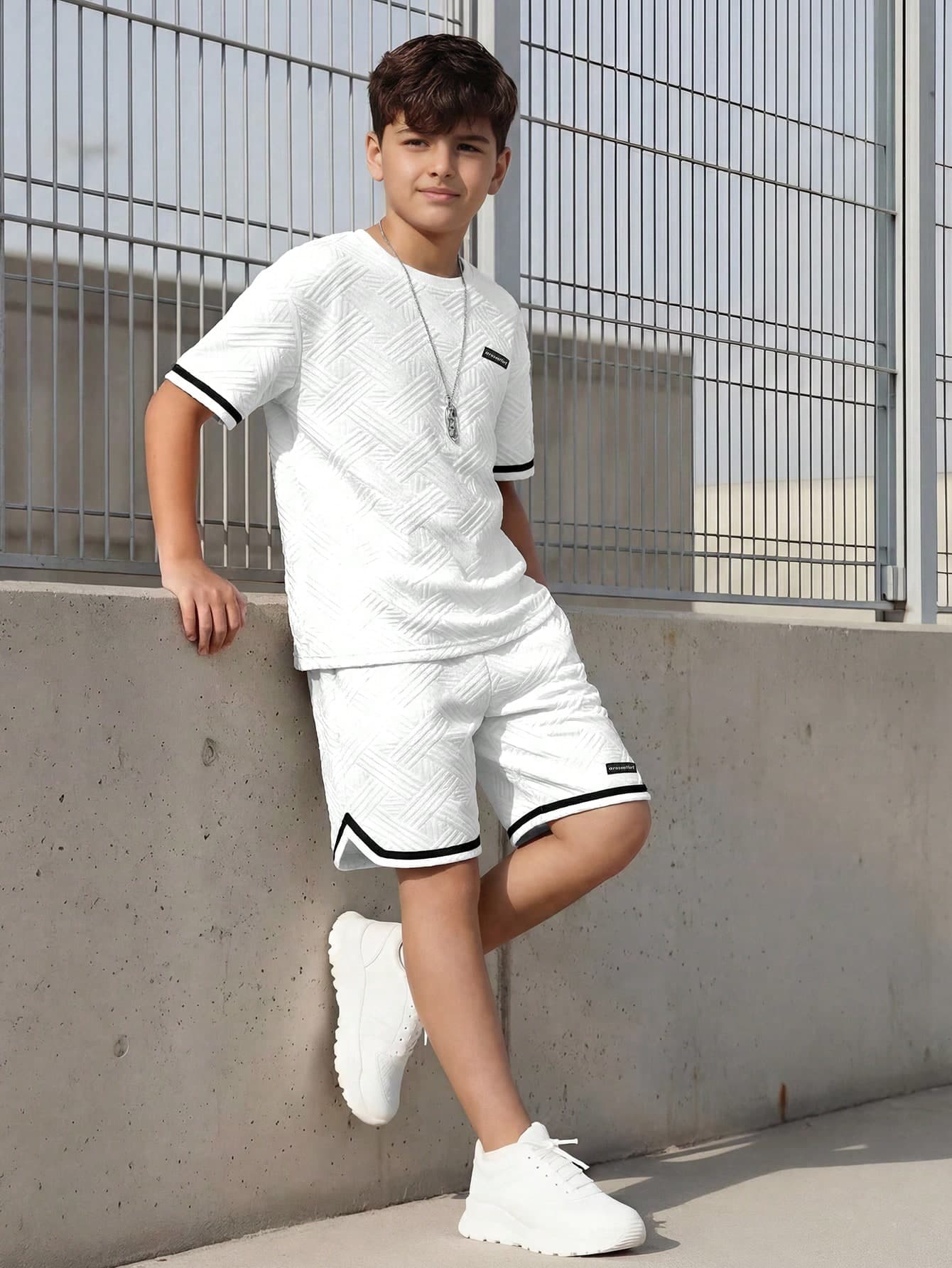 Mirajuku 2pcs/Set Teenagers Summer Casual Sports Suit,White Rhombus Jacquard Short Sleeve T-Shirt And Shorts,Loose Fit Fashion Streetwear Versatile Daily Wear
