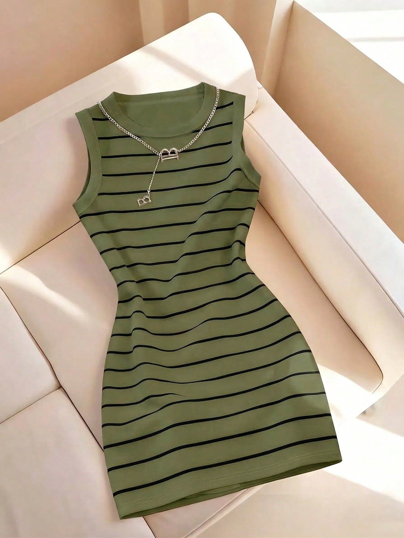 Resyla Women's New Striped Print Round Neck Fitted Sleeveless Dress, Spring/Summer