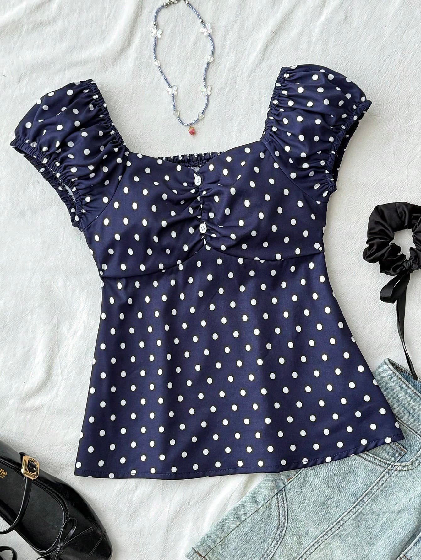 SHEIN Tween Girls' Casual Minimalist Comfortable Polka Dot Back Tie Blouse,Kids