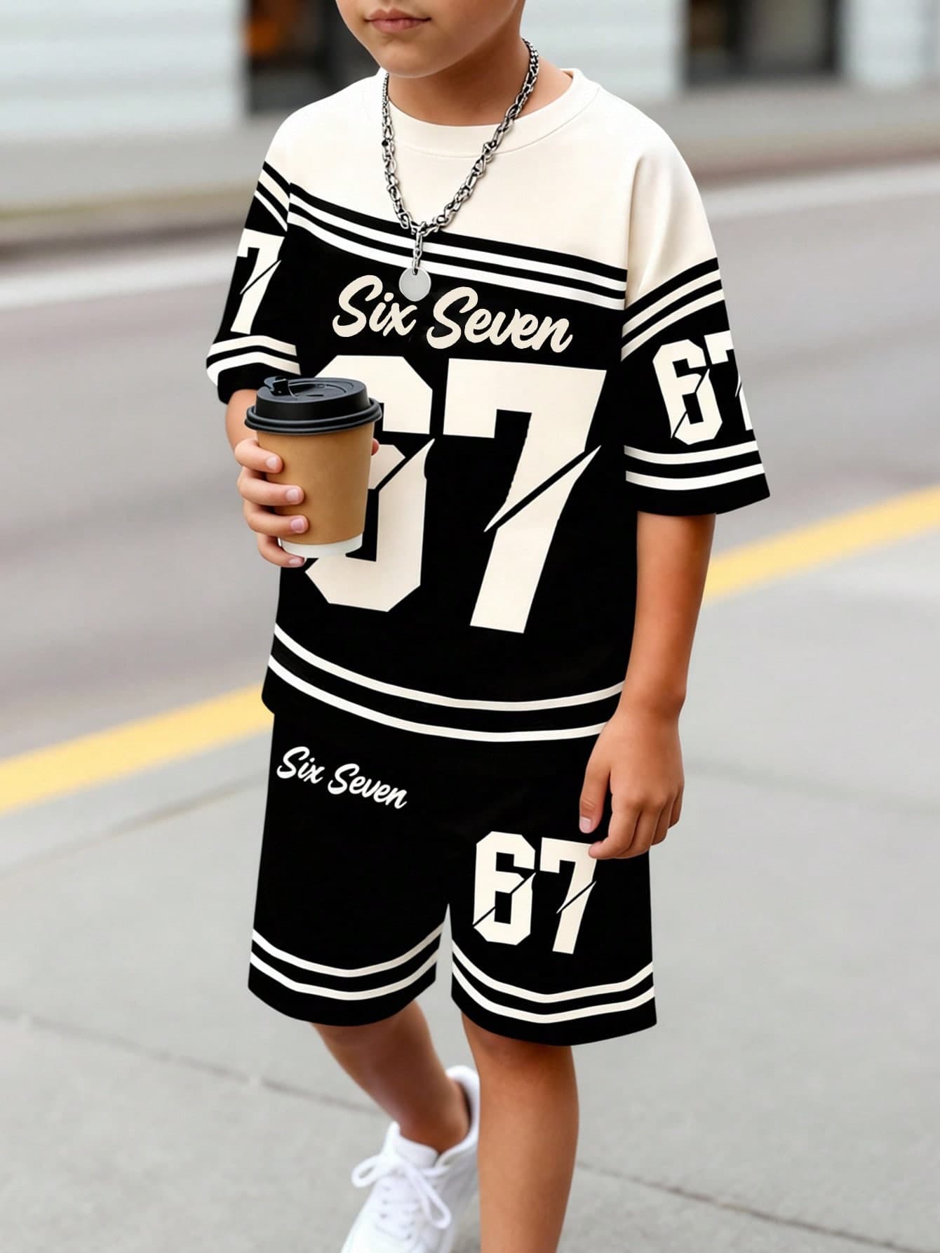 SHEIN 2pcs/Set Tween Boy Black Summer Casual Streetwear City Break Fashionable Numeric 67 Striped Slogan Graphic Print Short T-Shirt And Shorts Suit