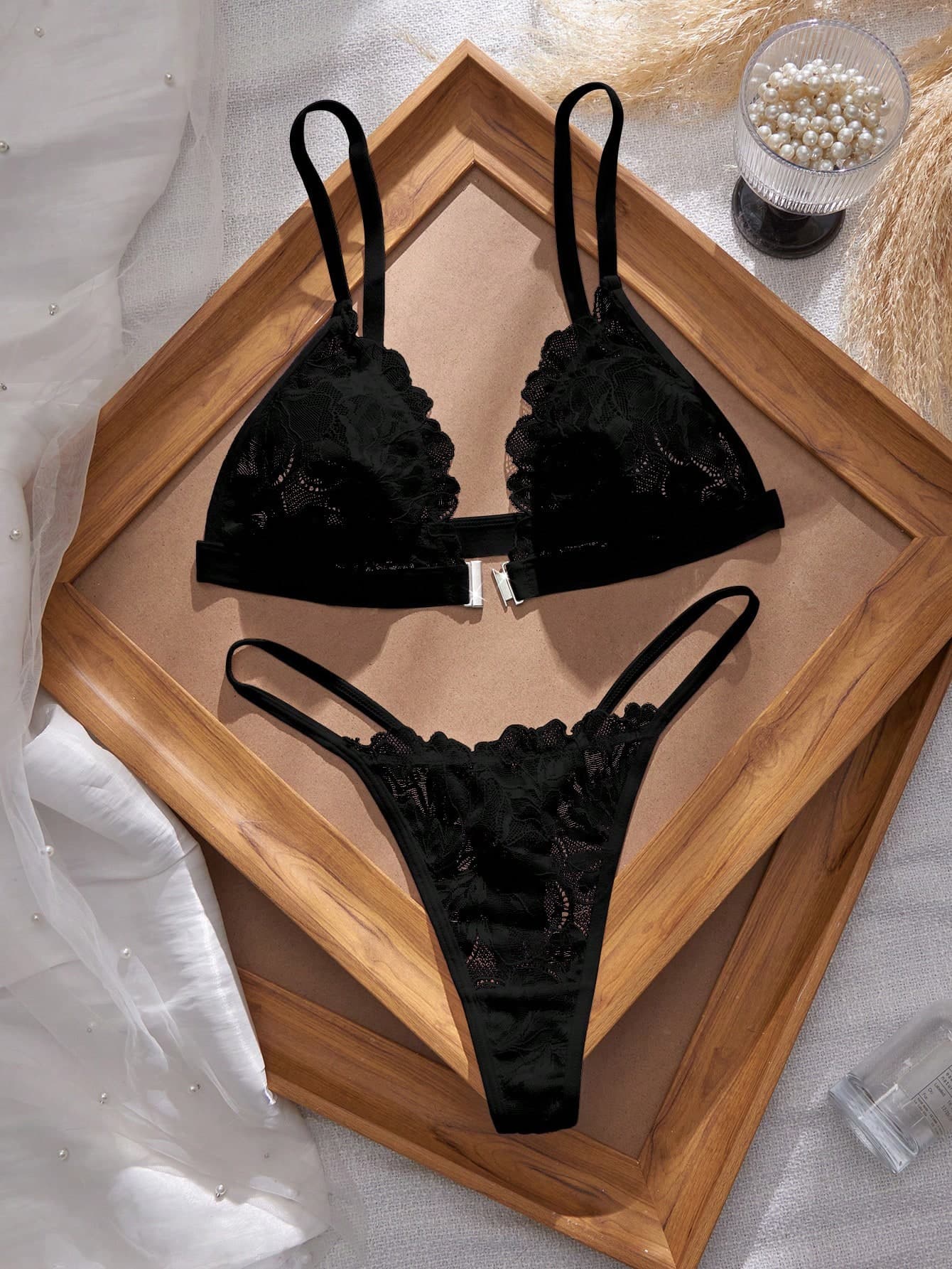 SHEIN 3SETS Sexy Lace Patchwork Front Closure Women's Lingerie Set
