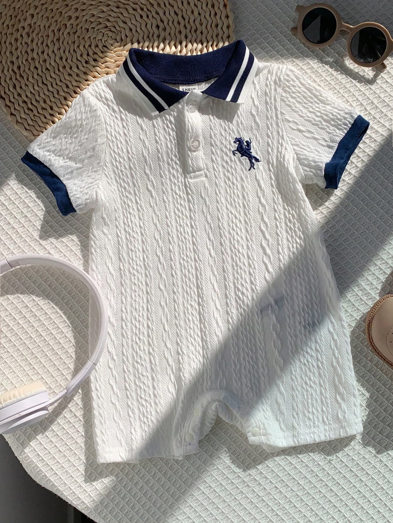 SHEIN Unisex Newborn Baby Boy Girl Cute Contrast Color Patchwork Polo Romper,Navy And White,Summer,Casual,Family Matching Golf Outfit Toddler Clothes Set