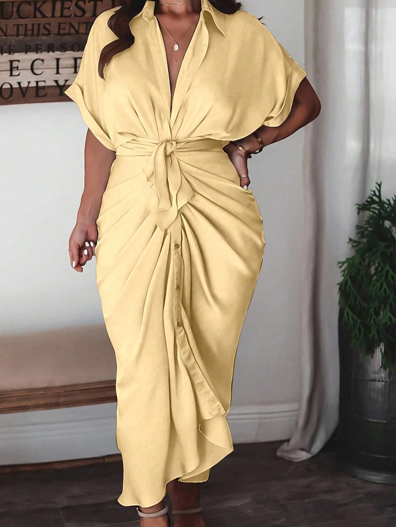 Vionelle Plus Size Brown Summer Smart Casual Elegant Vacation Solid Color Pleat Hem Shirt Maxi Dress, Women's Wrap Around Long Sleeve Resort Wear Outfit Gym