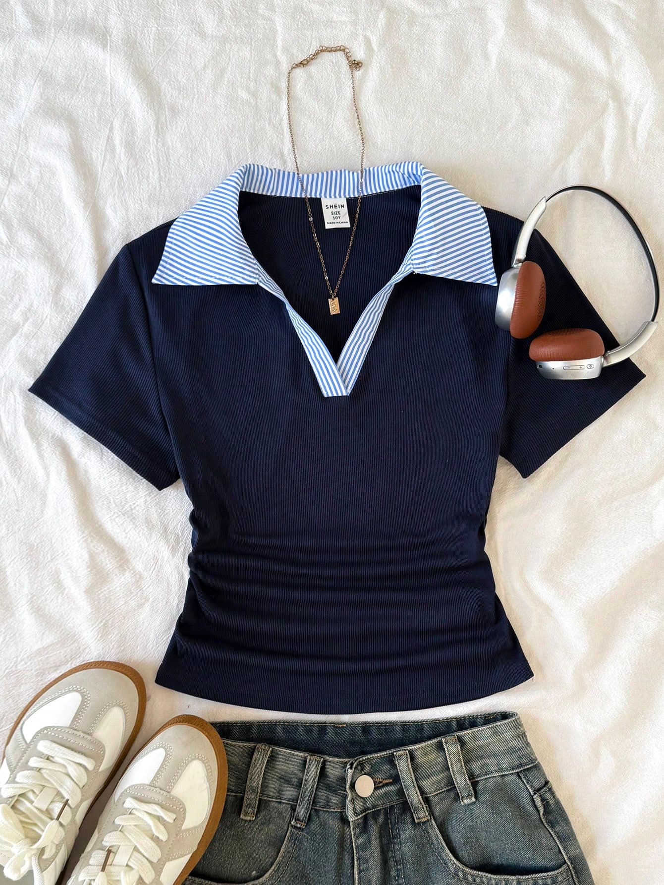 SHEIN Teen Girls Royal Blue White Collar Knitted Casual Colorblock Patchwork Slim Fit Cinched Waist T-Shirt Striped Patchwork T-Shirt Girls POLO Shirt Casual College Retro Striped Patchwork T-Shirt Top Teen Girl