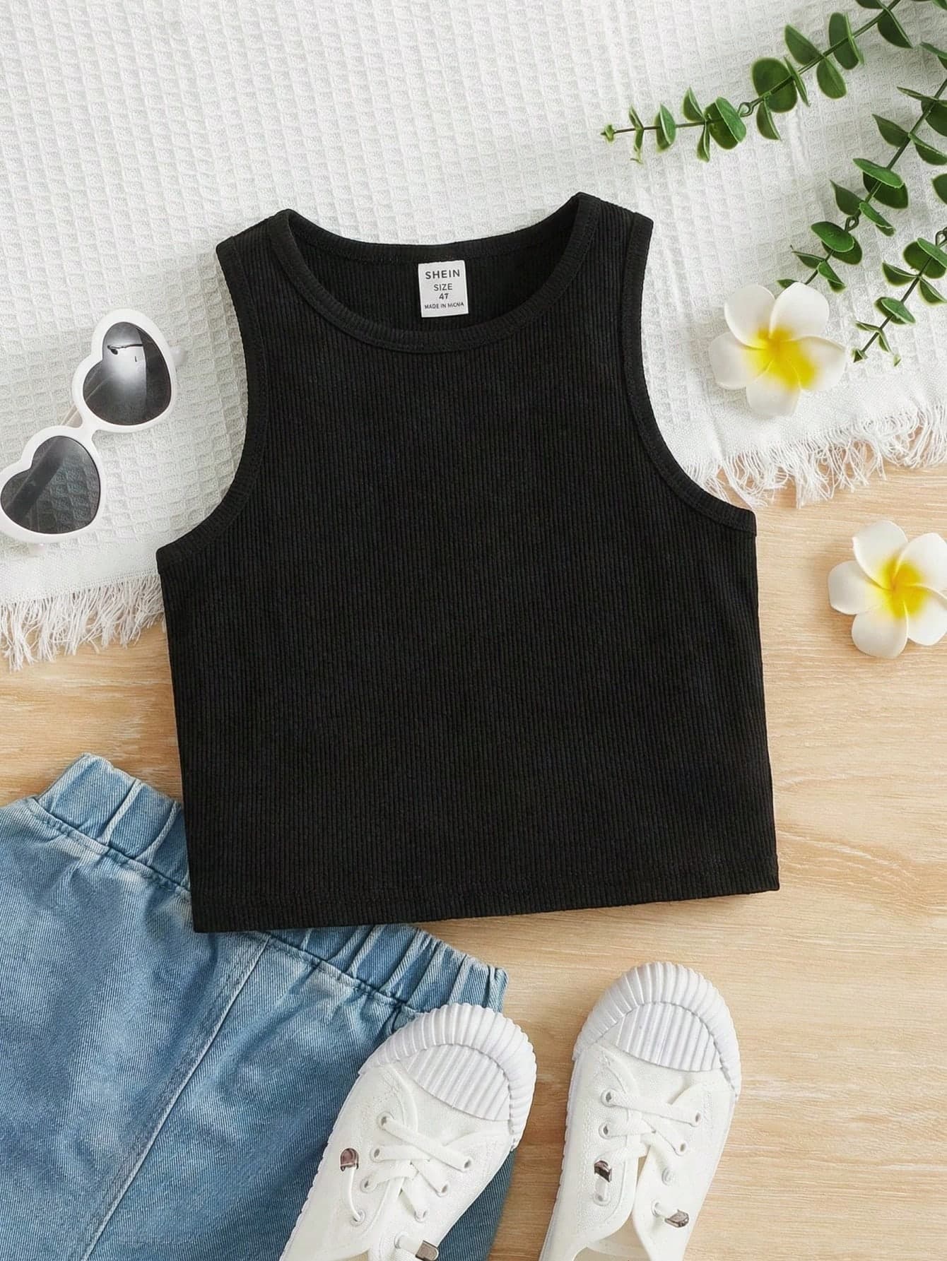 SHEIN Young Girl' Solid Color Ribbed Knit Tank Top, Fashionable Casual Minimalist Versatile Girls' Solid Color Blouse,Kids