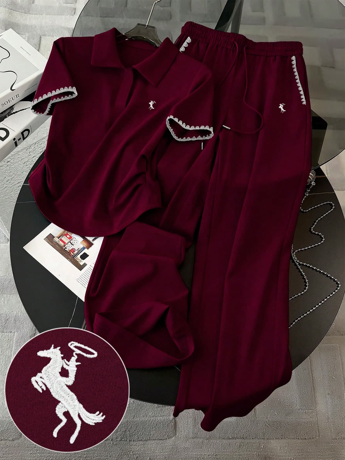 Resyla Shell Embroidery Design Women's Polo Collar T-Shirt + Pants 2-Piece Set, Fashionable Minimalist, Gift For Friends