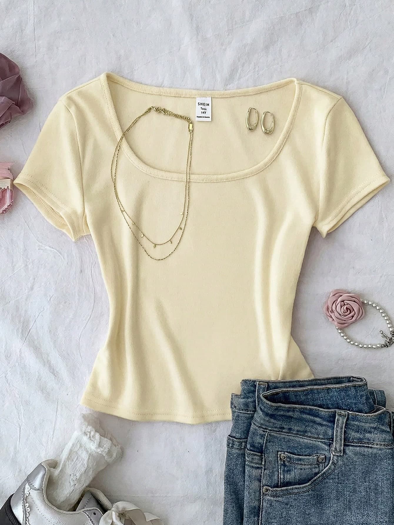 SHEIN Teen Girl/Teen Girls' Solid Color Scoop Neck Fitted Casual Cropped Short Sleeve T-Shirt