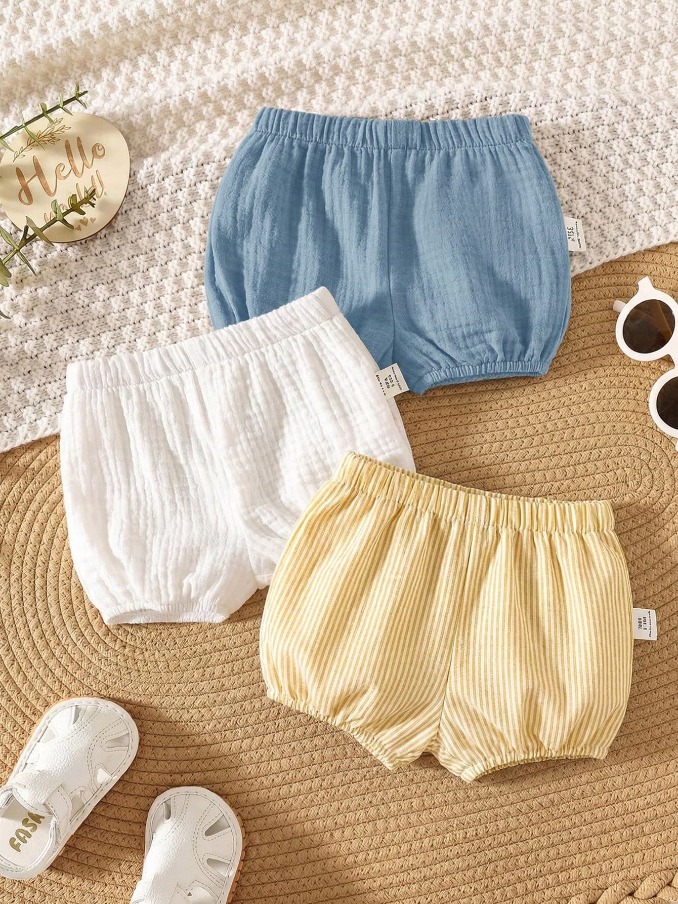 3pcs/Set Newborn Baby Boy/Girl Summer Casual Versatile Striped & Solid Elastic Waist Shorts, Leggings, Underwear 3-Piece Set