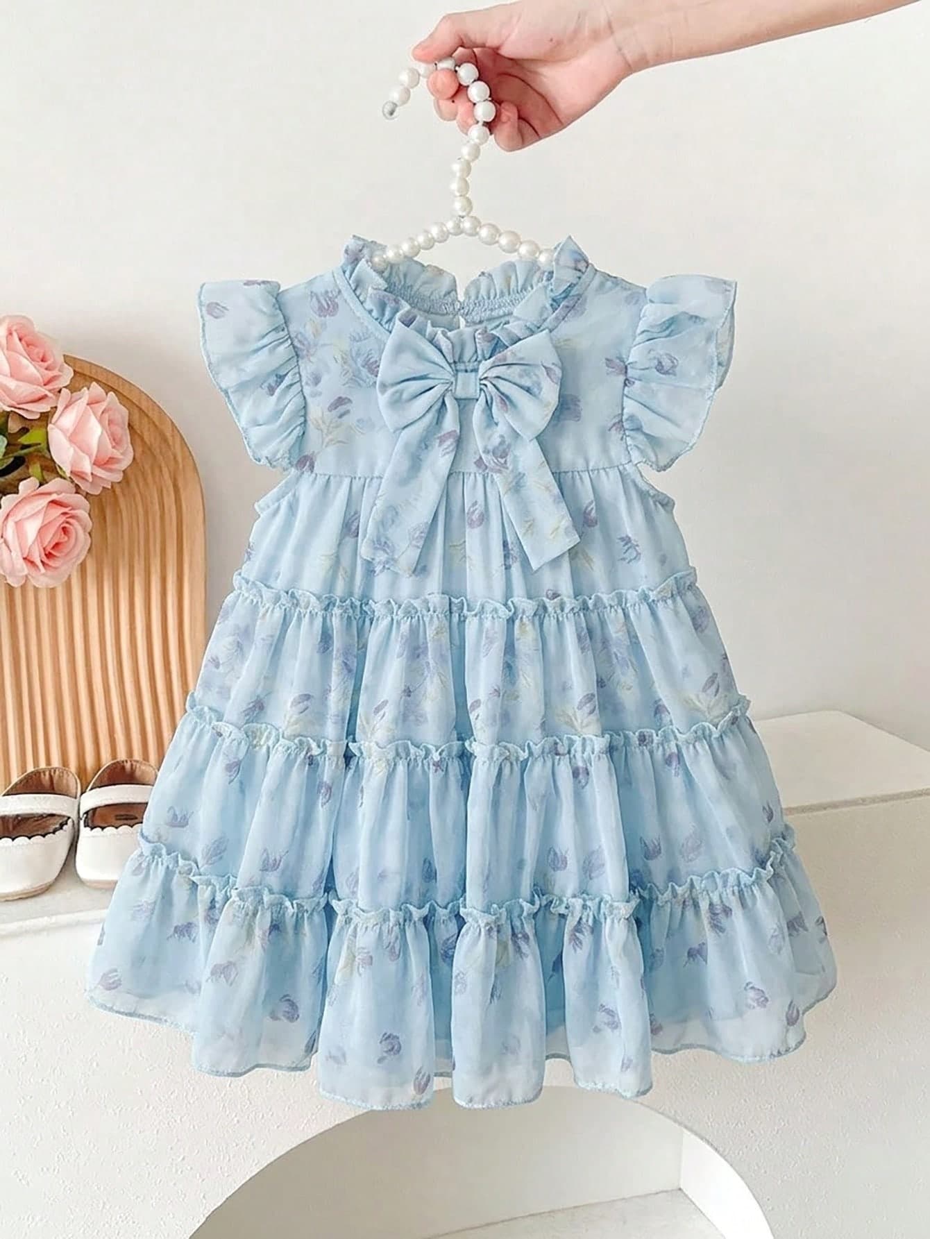 SHEIN Baby Girls' Light Blue Floral Summer Cute Party Dress Fashionable Casual Bow Decor Cake Dress Suitable For Spring Autumn Vacation Festivals Daily Wear