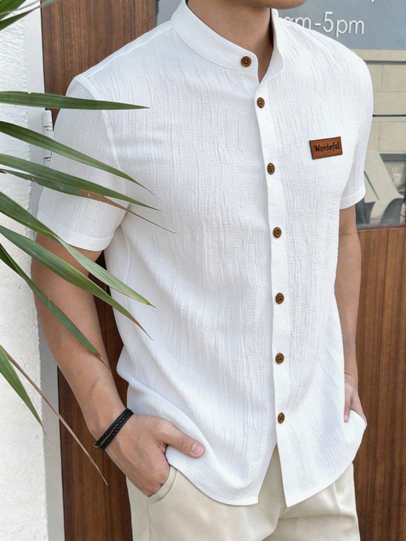 SHEIN Teen Boys' Plain Single-Breasted Short Sleeve Textured Shirt,White Summer Vacation Holiday Academic Style,Soft & Breathable Casual Button Up Shirt