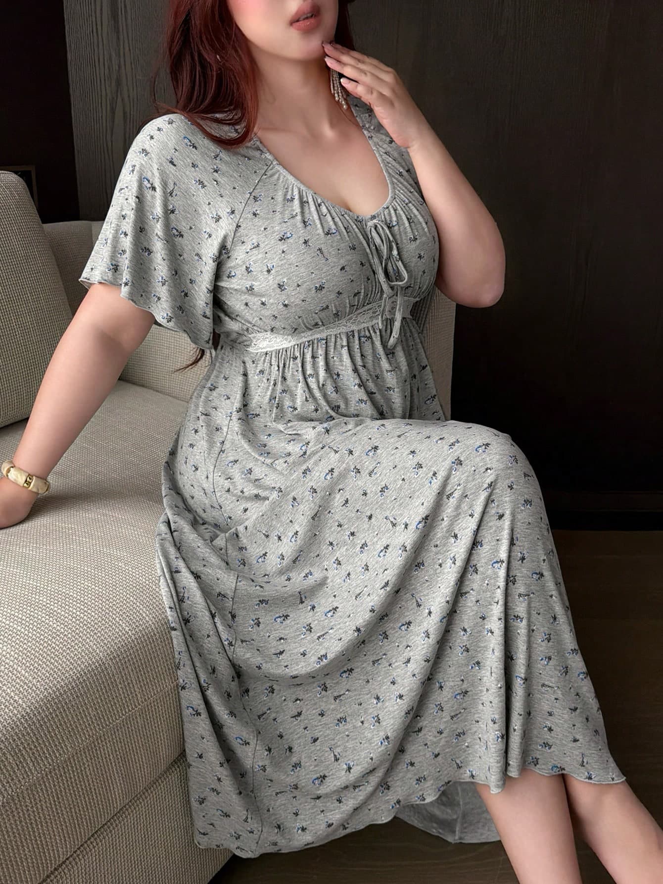 Dazy Plus Plus Size Women's Elegant Floral Contrast Lace Long Flare Sleeve Nightgown, Spring/Autumn Summer Pajamas