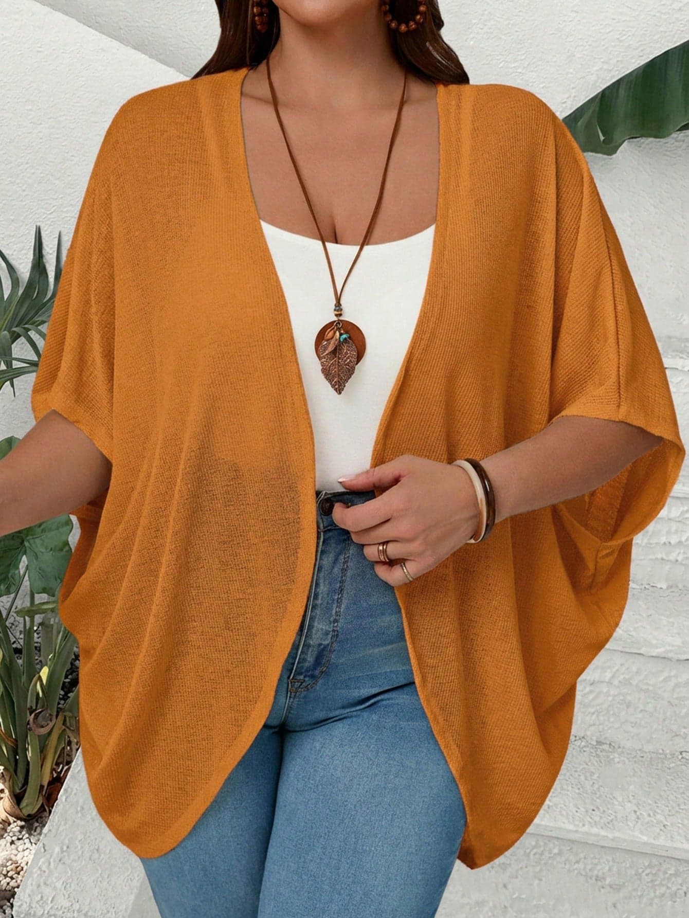 EMERY ROSE Plus Size Casual Solid Color Batwing Sleeve Jacket