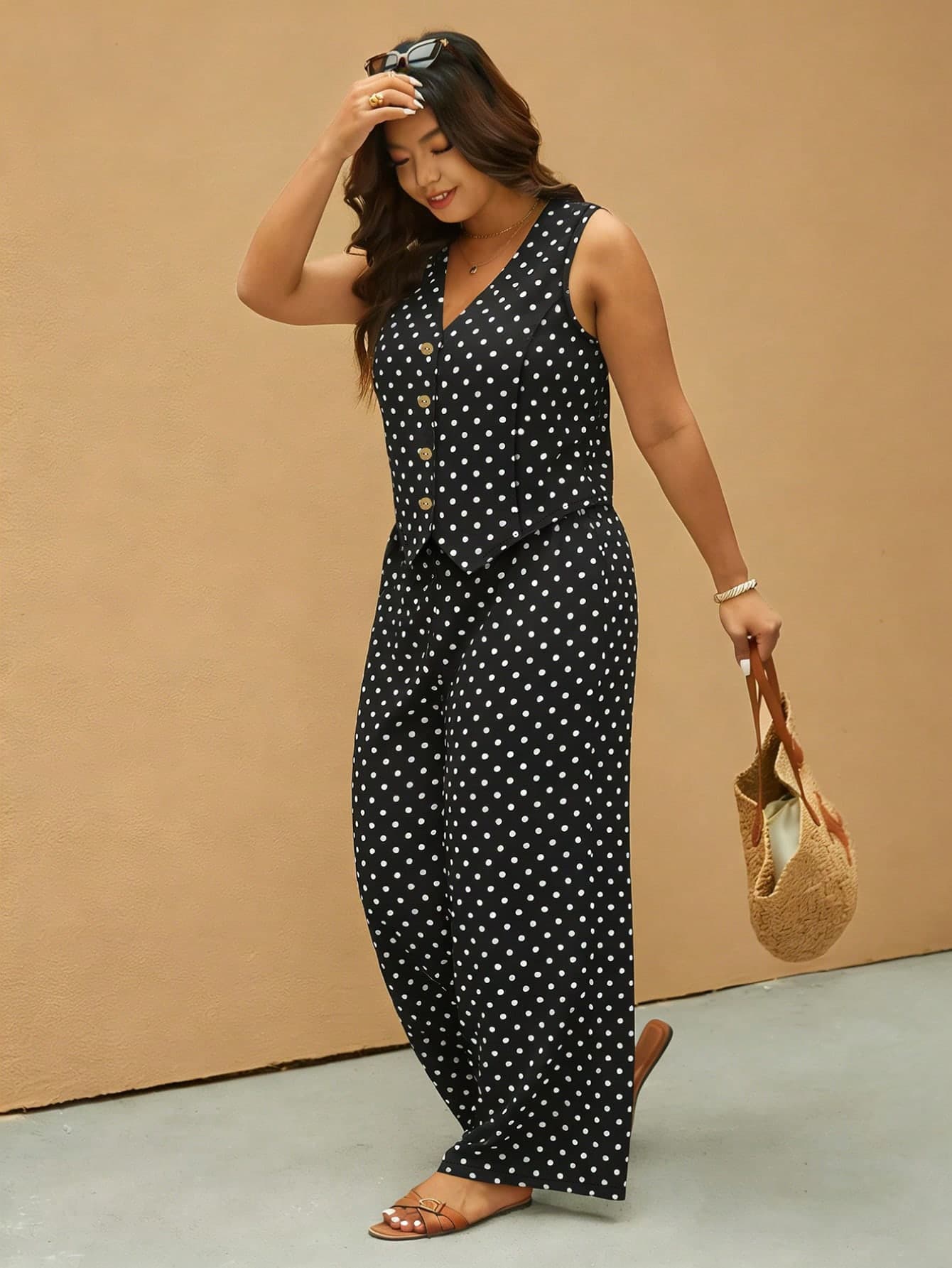 SHEIN Essnce Plus Size Women Polka Dot Pattern Single-Breasted Vest And Wide Leg Pants Casual 2 Pieces Set Poka Dots Jumpsuit For Woman Black White Sleeveless Long
