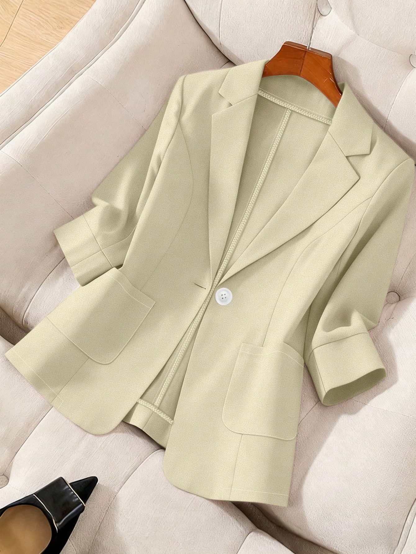 GlowEve CURVE Plus Size Women Solid Color Lapel NeckLong Sleeve Casual Jacket Fall