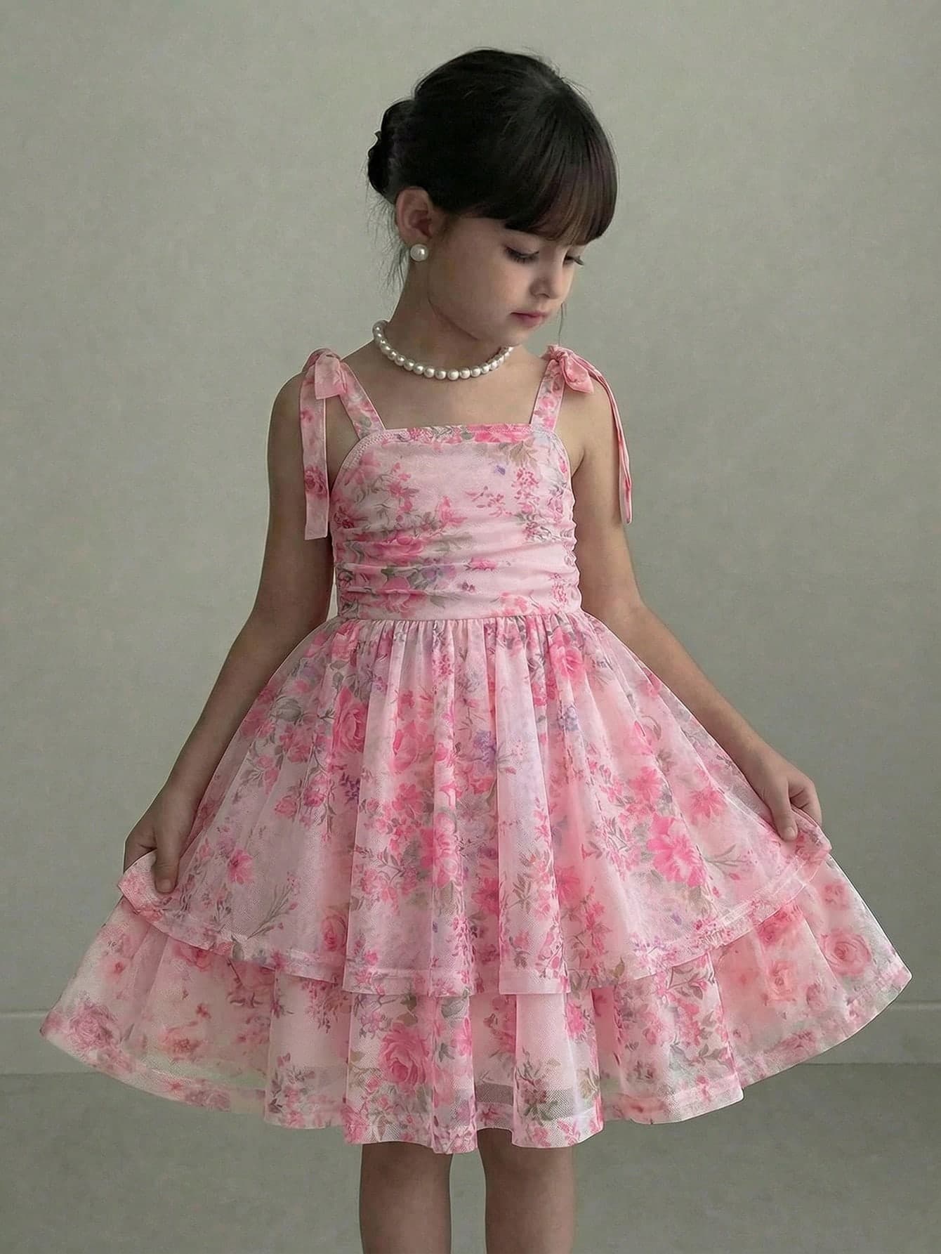 SHEIN Young Girls Cute Pink Summer Flower Girl Dress, Elegant Spaghetti Strap Bowknot Ruched A-Line Layered Ditsy Floral Mesh Holiday Outfits For 4-5 Years
