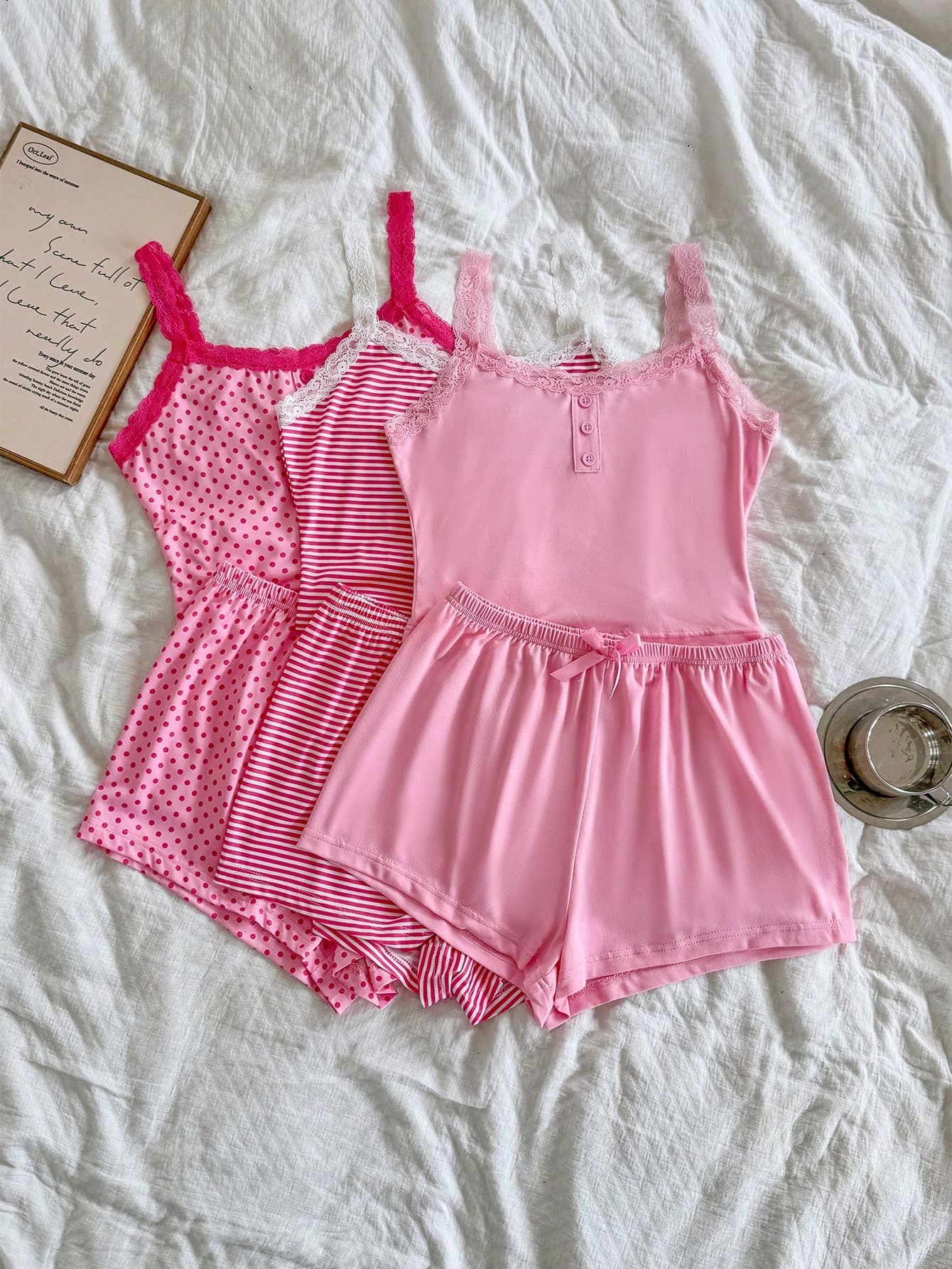 Napfluff 6pcs Women Casual Fitted Faux Placket Lace Patchwork Printed Camisole & Shorts Pajama Set