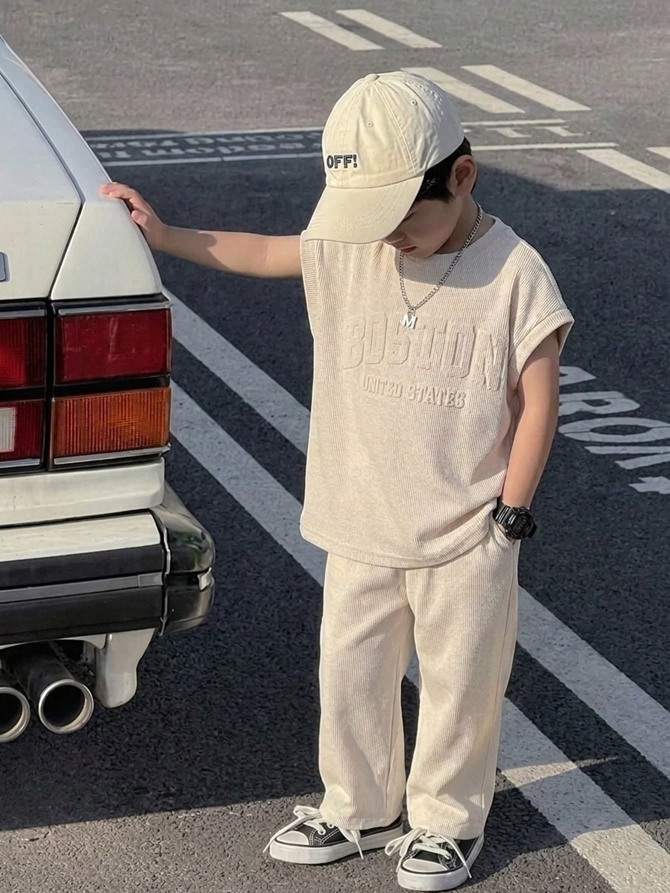 2pcs Kids' Casual Korean Style Loose Fit Embossed Pattern Apricot Camisole And Long Pants Set,Suitable For School,Daily Wear,Summer,Back-To-School