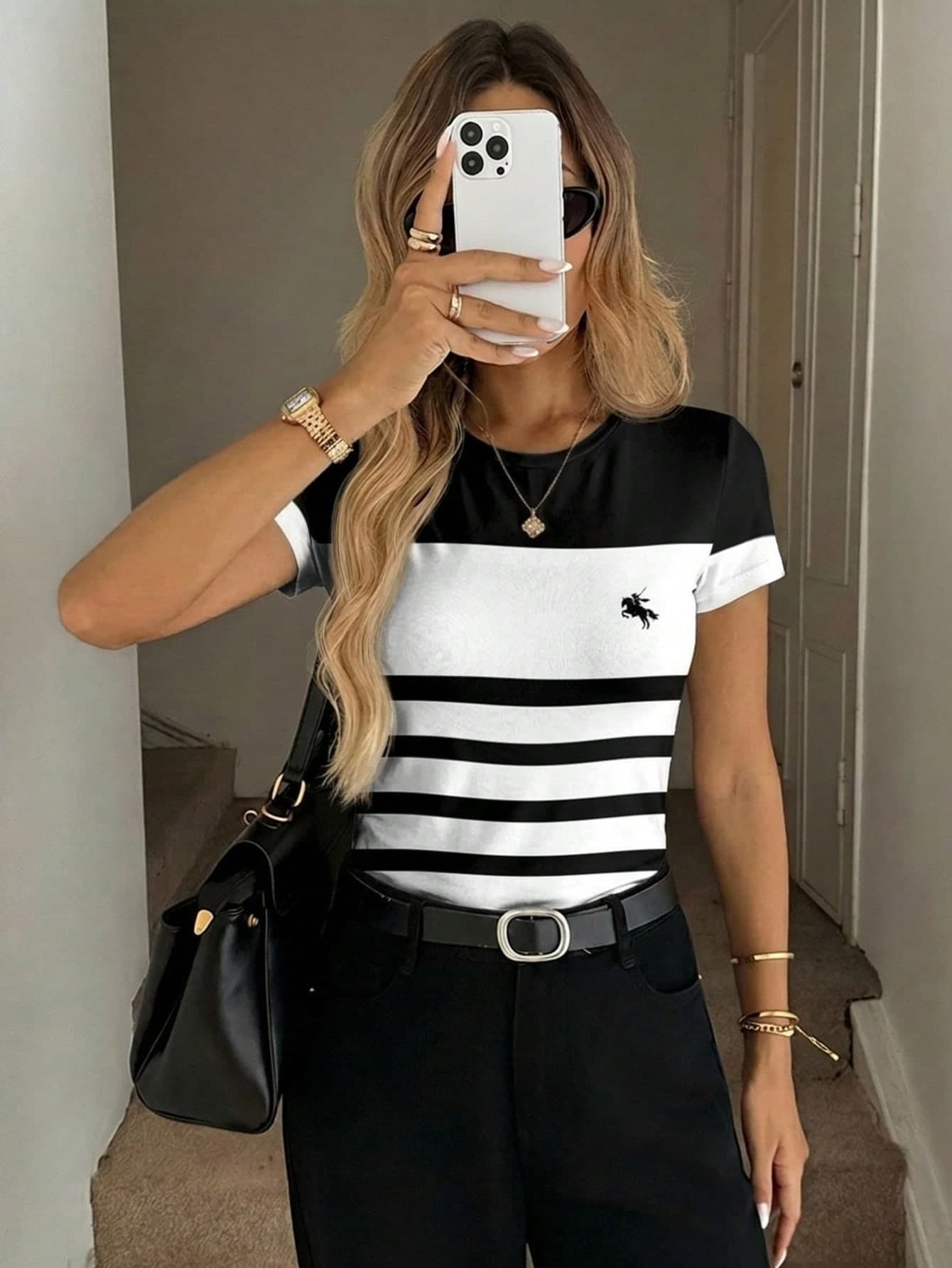 SHEIN LUNE Women's Casual Minimalist Round Neck Fitted Short Sleeve T-Shirt, Suitable For Spring/Summer,Summer Top