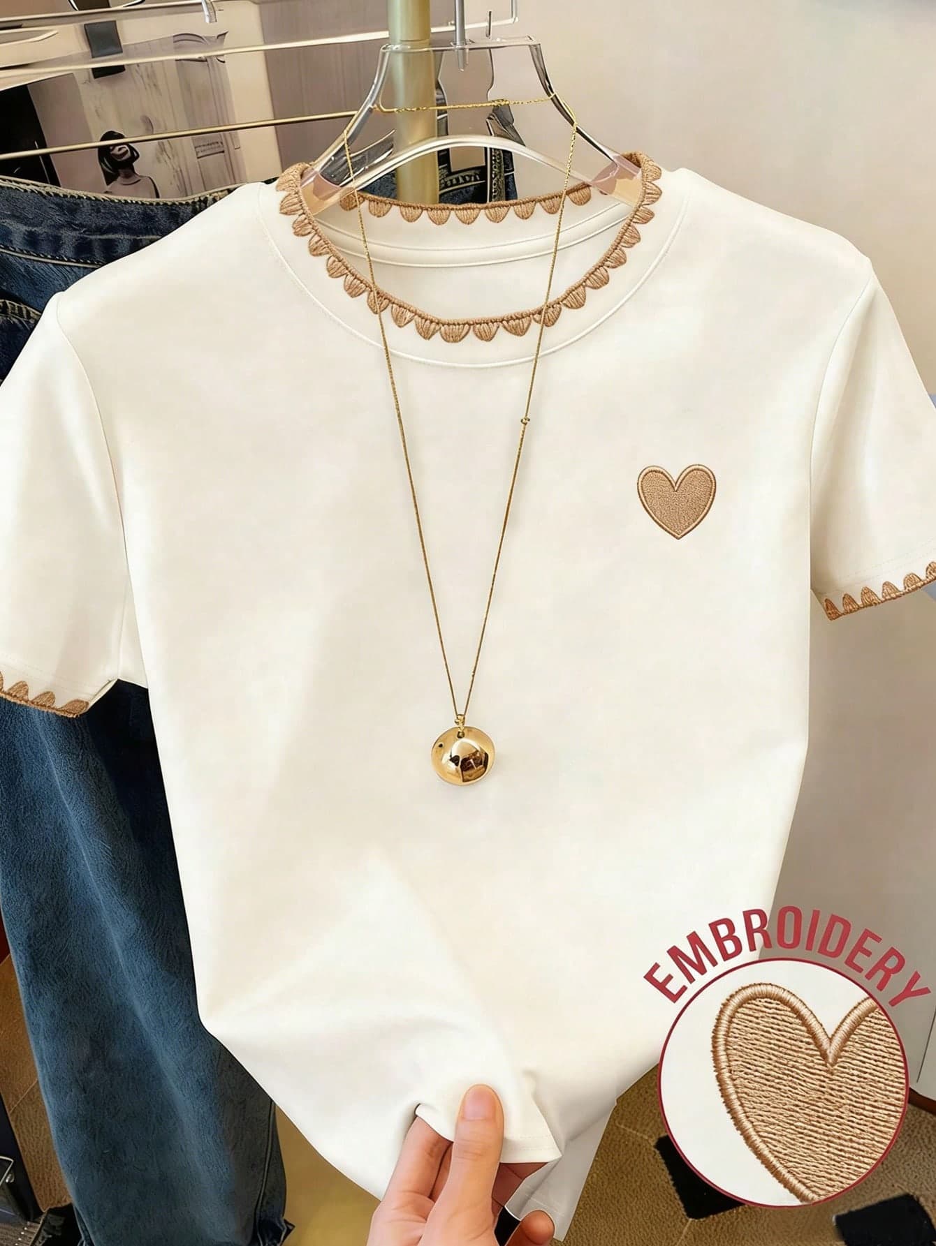 Resyla Women's Casual Outdoor Sports Tee, Summer New Design, Heart Embroidery & Teeth Print, White, Apricot, Khaki, Sweet, Women Short Sleeve T-Shirt