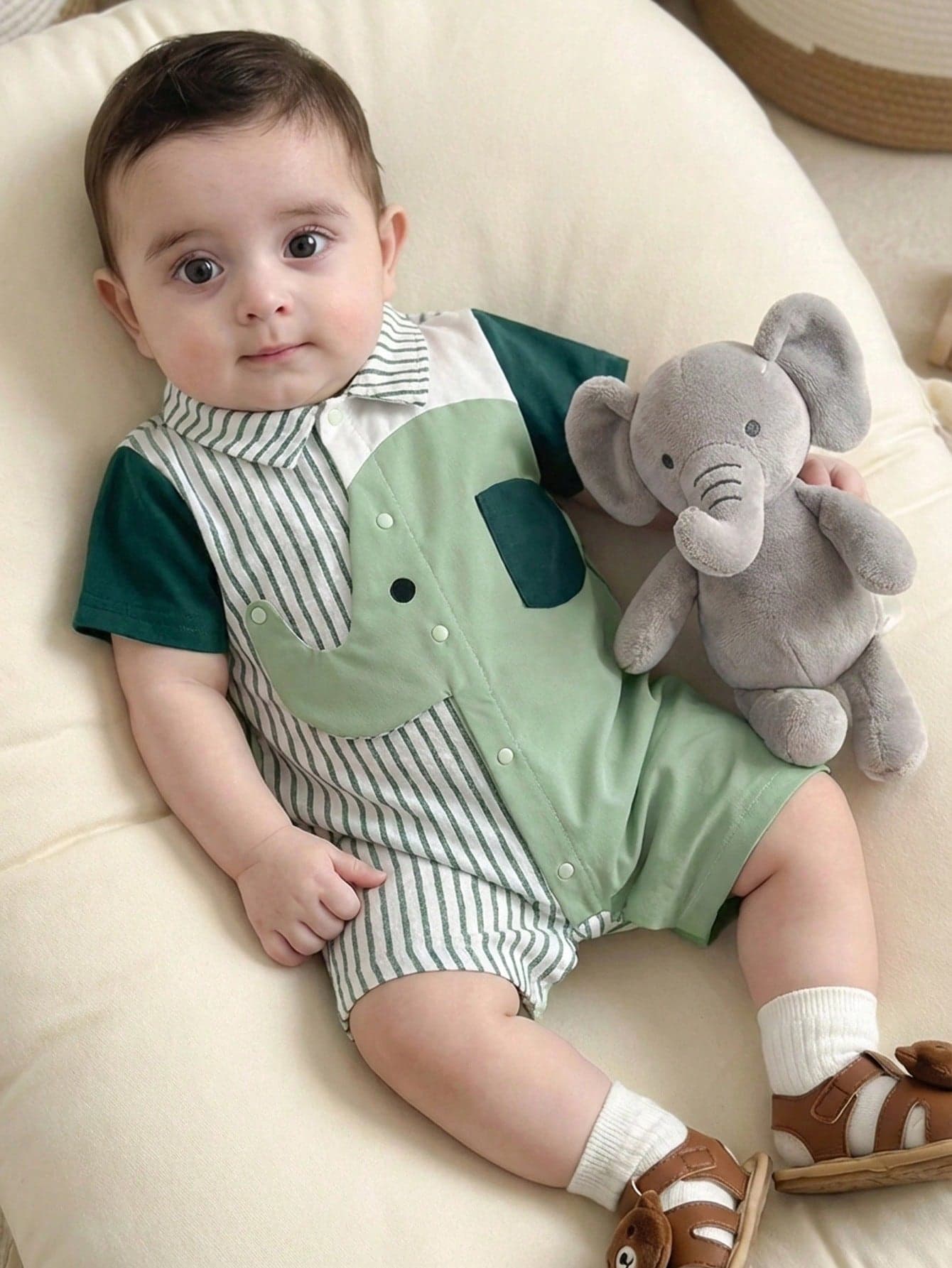 SHEIN Unisex Newborn Baby Boy/Girl Contrast Color Block Blue Striped Cute Elephant Print Short Sleeve Romper, Spring/Summer Baby Clothes