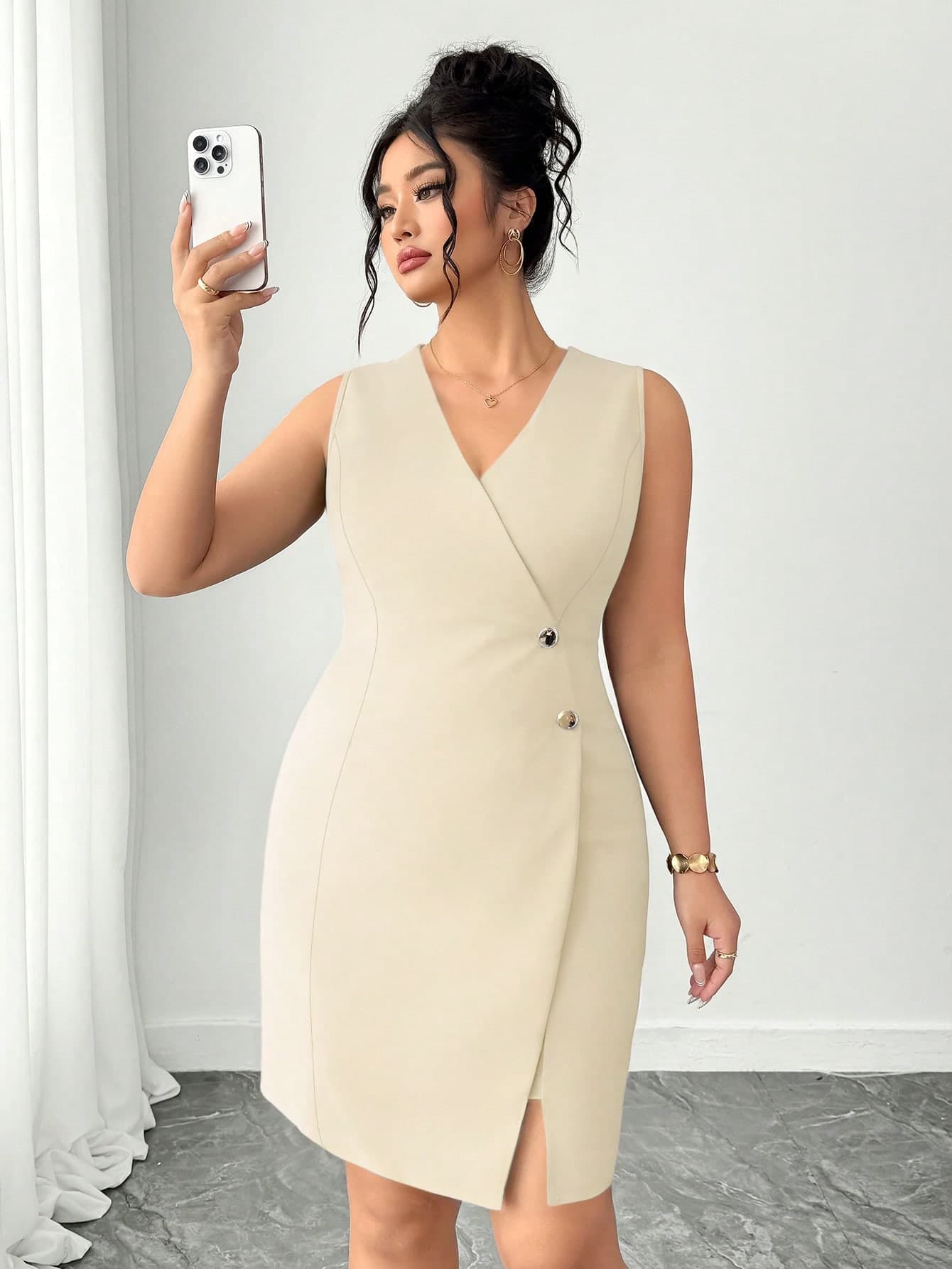 SHEIN Elenzya Plus Size Women V-Neck Casual Party & Travel Dress