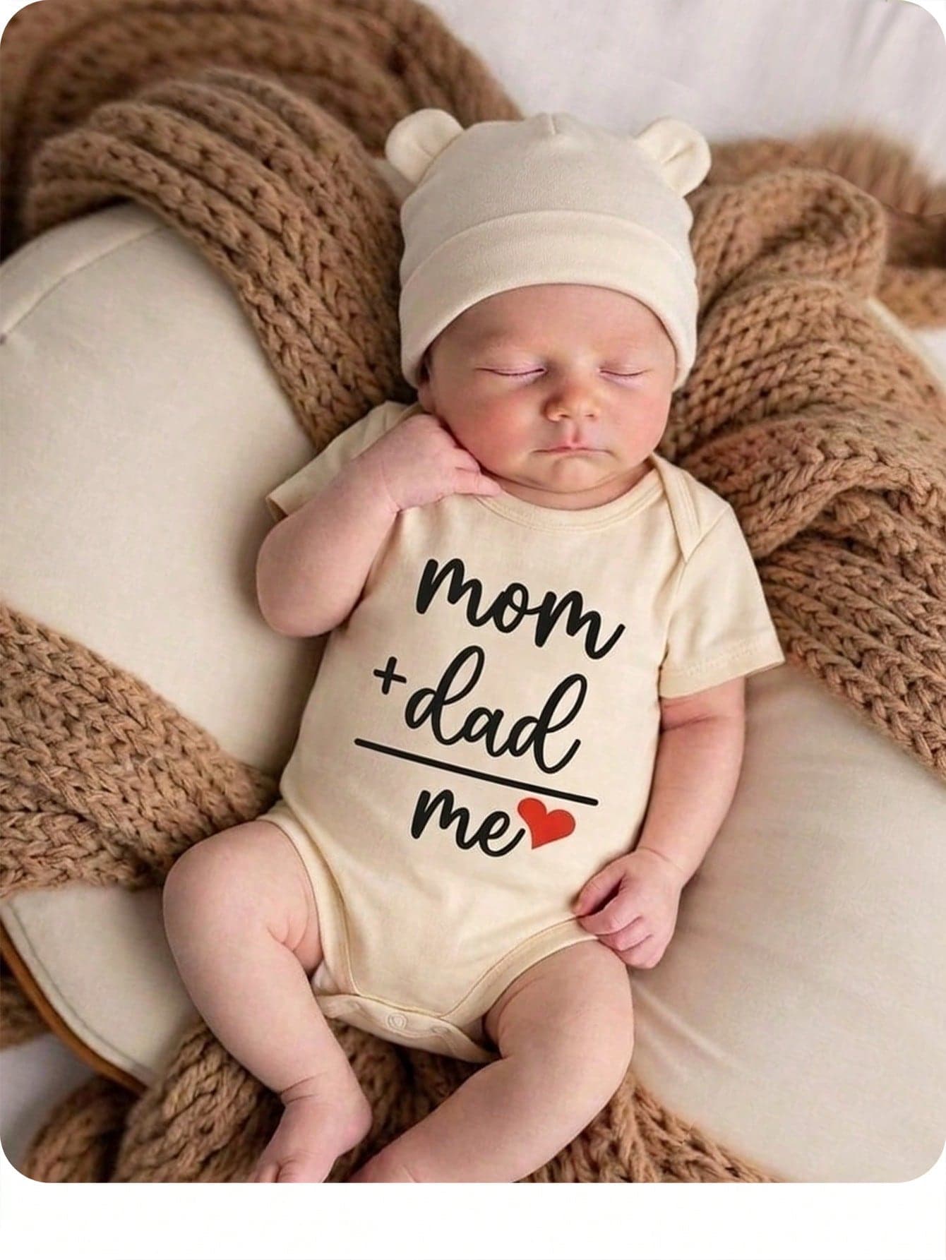 SHEIN Baby Boy Casual Simple Heart Pattern Short Sleeve Bodysuit Suit For Spring And Summer