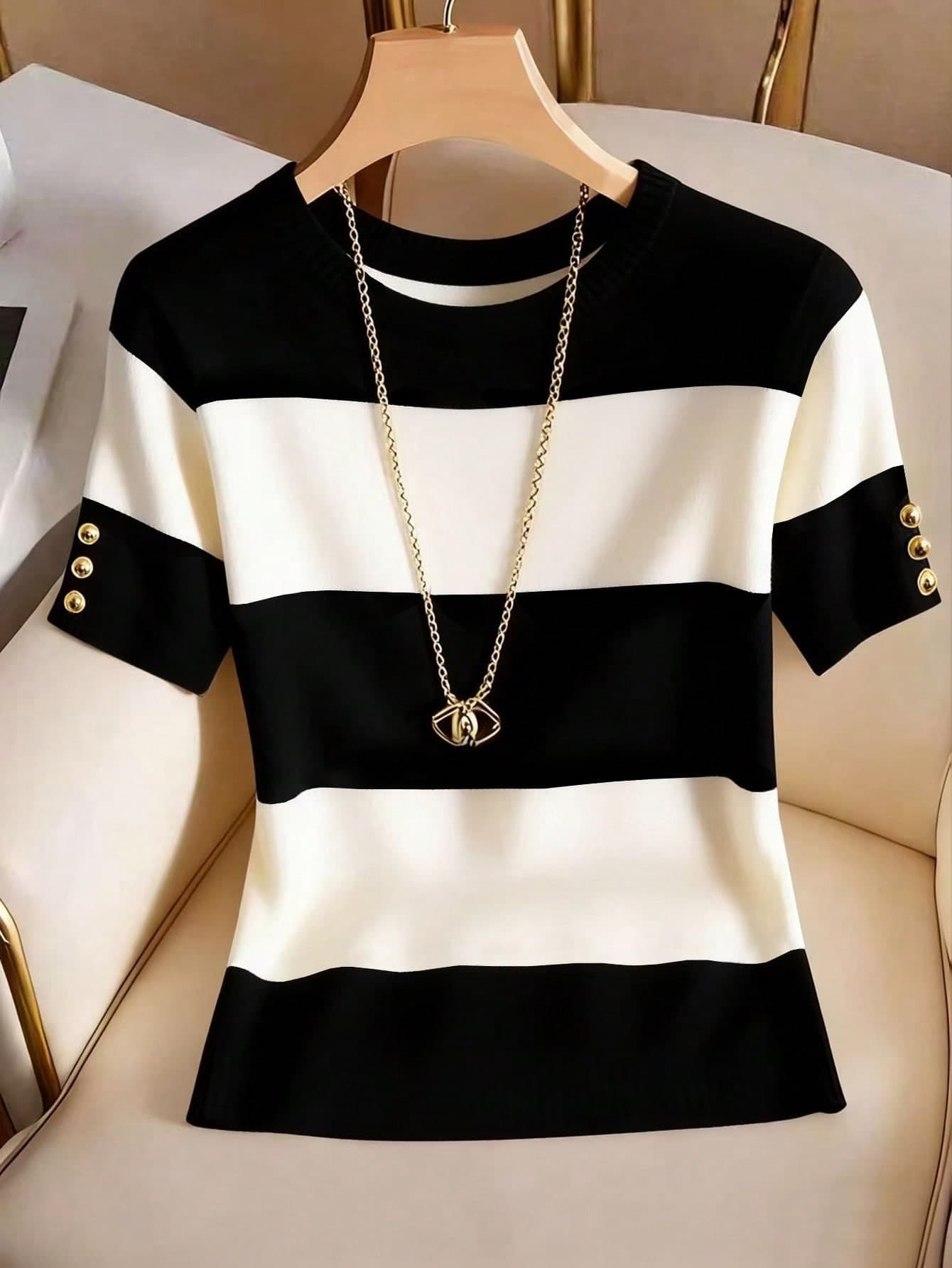 Franclia Plus Size Women Casual Striped Print Round Neck Short Sleeve T-Shirt
