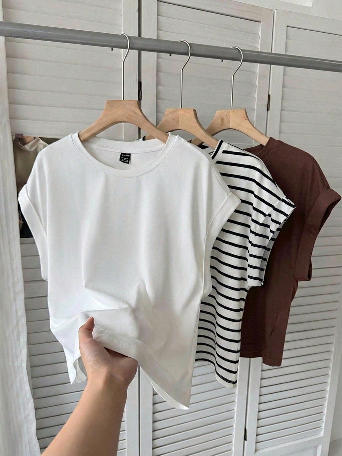 SHEIN LUNE 3pcs Women's Casual Minimalist Brown & White Leopard Print Round Neck Drop Shoulder Short T-Shirt Set, Suitable For Spring & Summer,Summer Top
