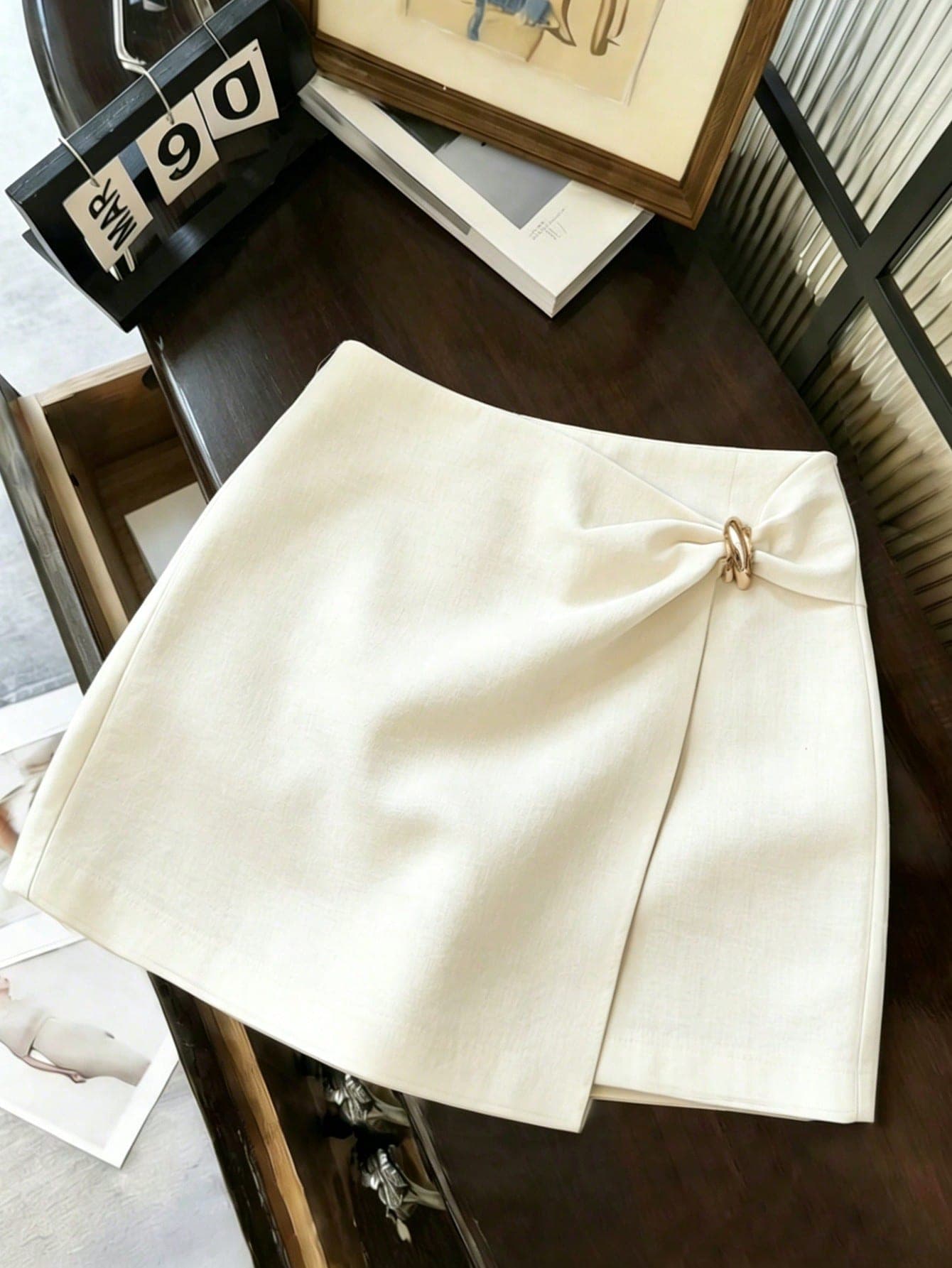 Franclia Women's Elegant Off White Summer Mini Skirt,High Waist Asymmetrical Wrap Culottes With Metal Buckle,Textured A-Line Office Wear Short Skirts